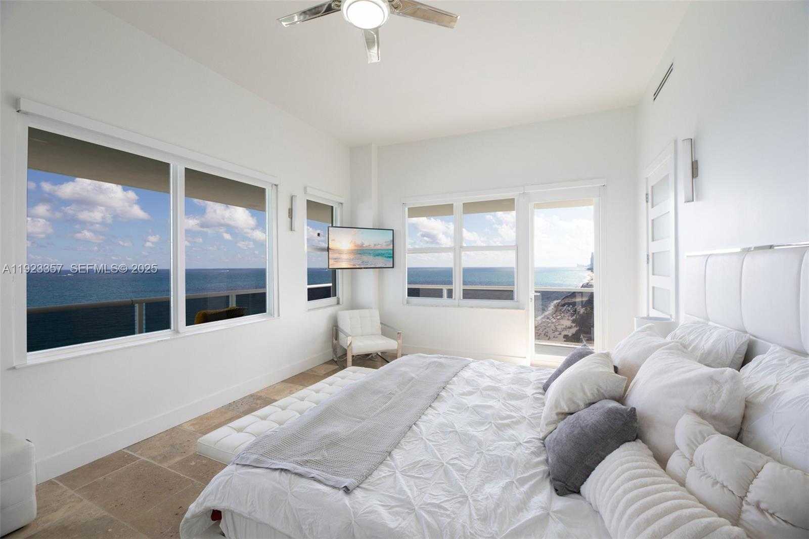 Imagen de Pequeño Objeto