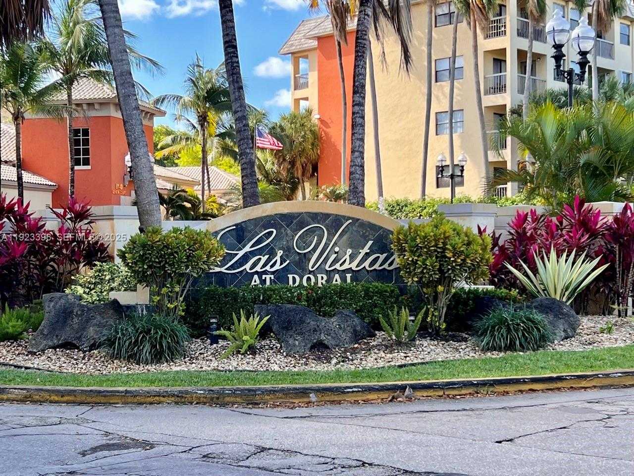 Small Image of 8290 LAKE DR #309, Doral Number 1