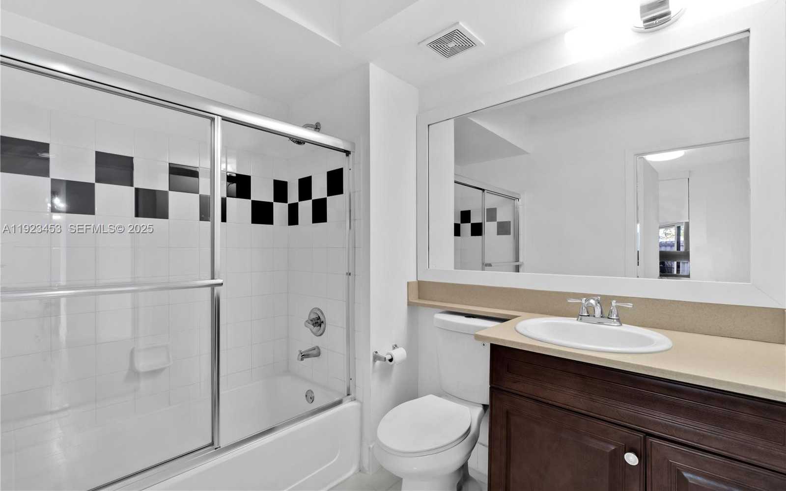 Small Image of 1330 WEST AVE #1009, Miami Beach Number 18