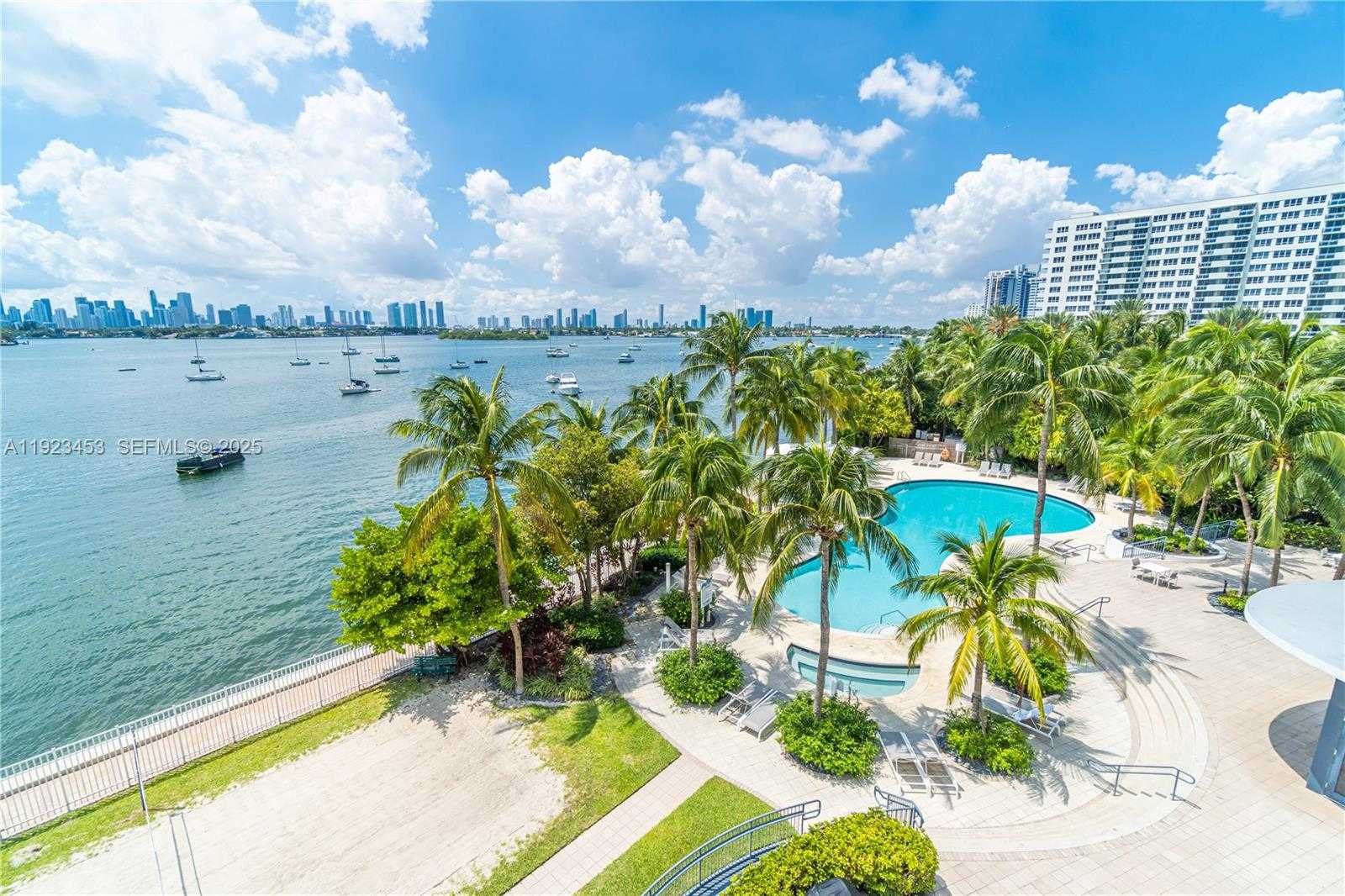 Small Image of 1330 WEST AVE #1009, Miami Beach Number 32