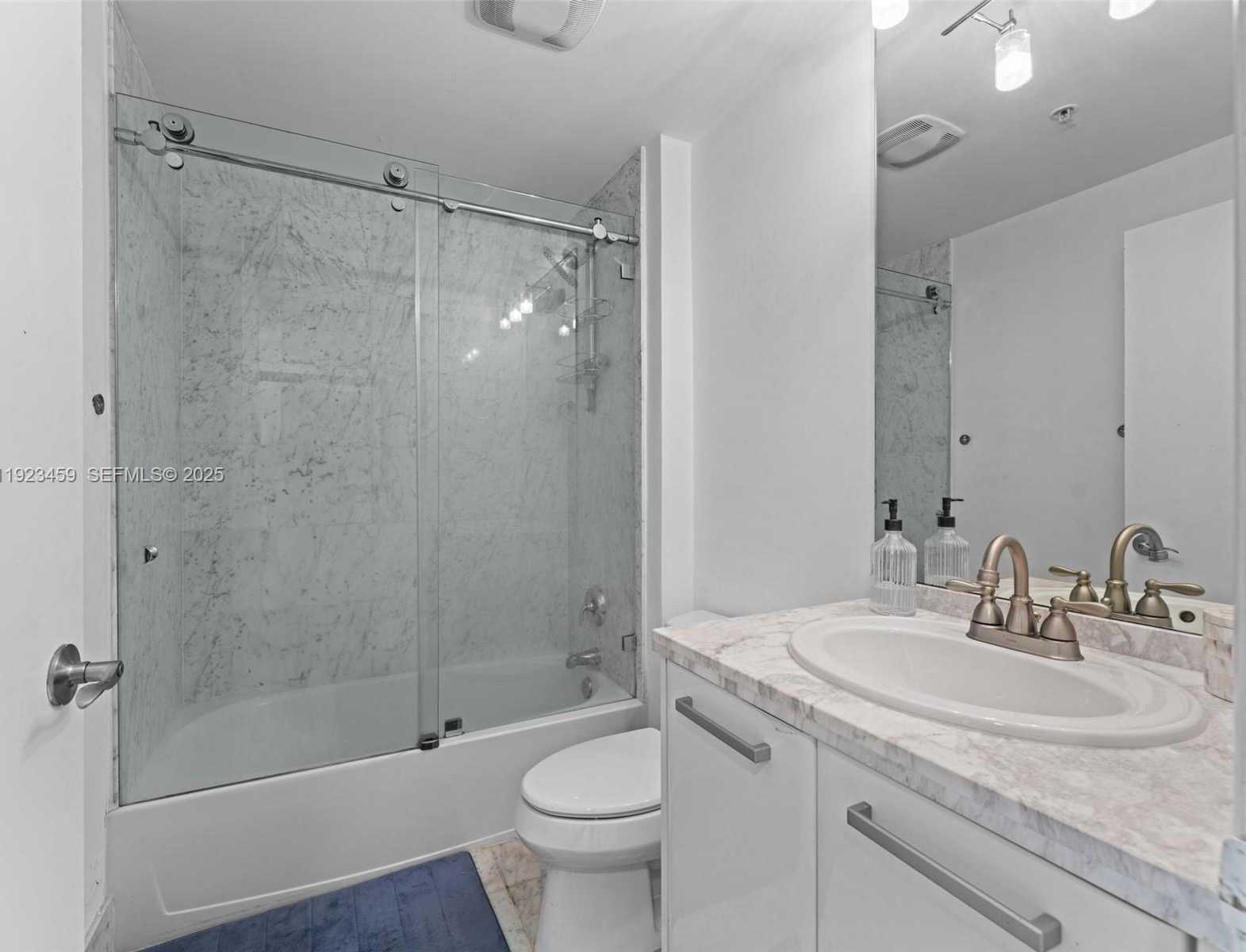 Imagen de Pequeño Objeto