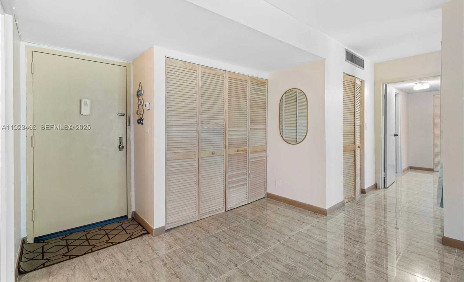 Imagen de Pequeño Objeto