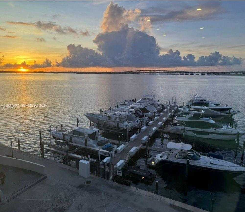 Small Image of 1865 BRICKELL AVE #A604, Miami Number 15