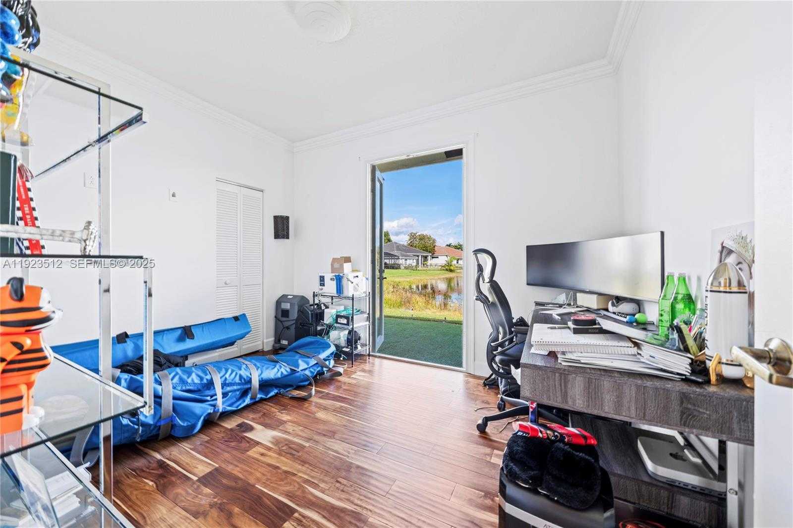 Small Image of 2994 OAKBROOK DR, Weston Number 22