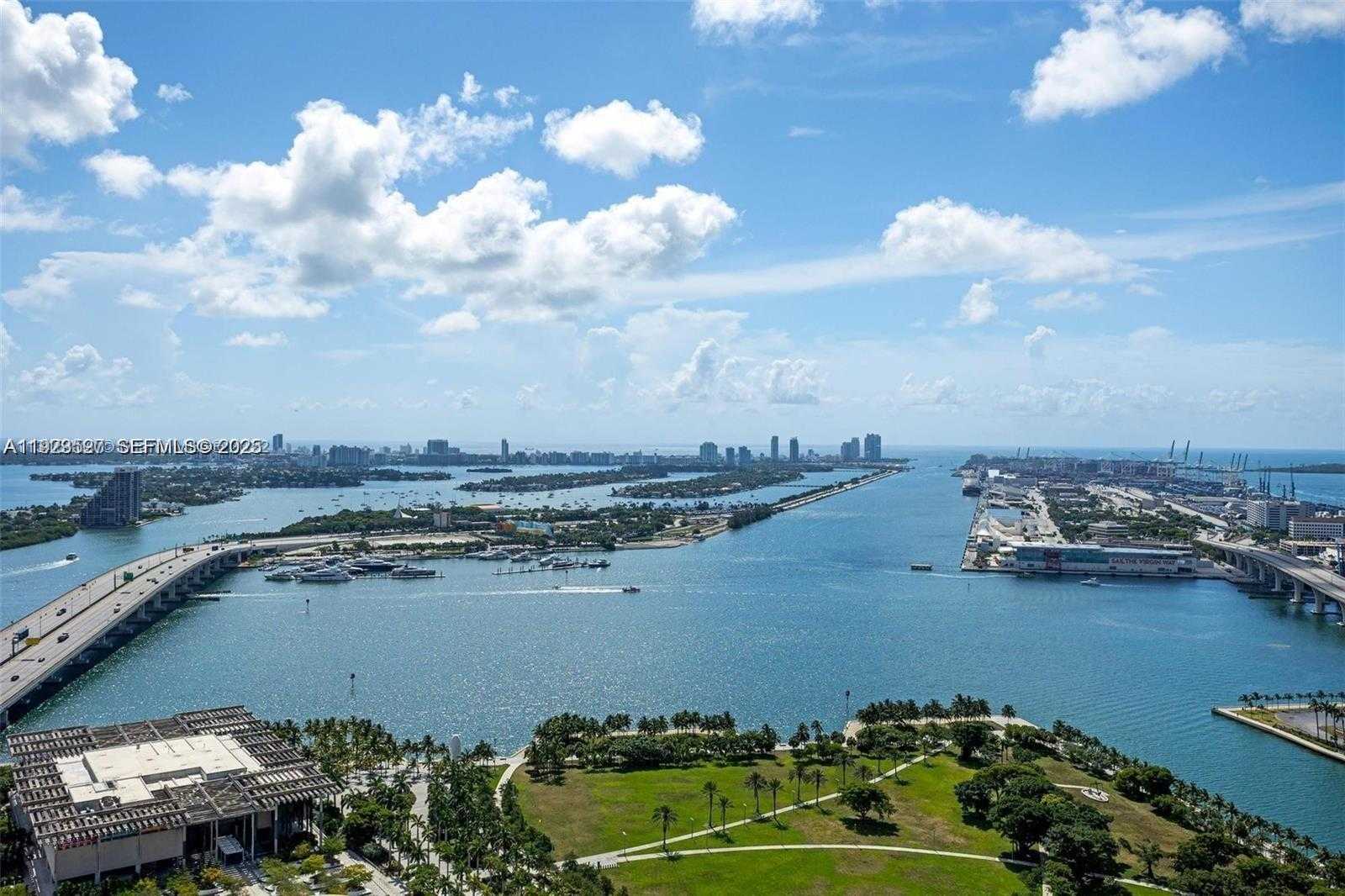 Small Image of 1100 BISCAYNE BLVD #3902, Miami Number 1