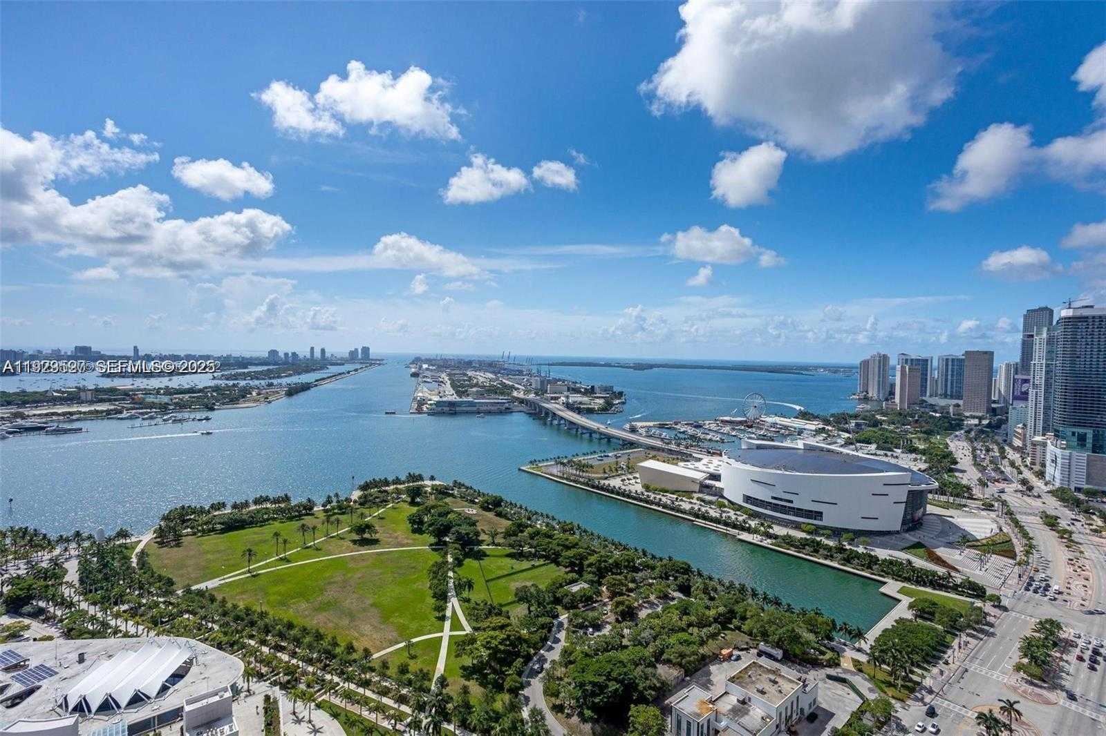 Small Image of 1100 BISCAYNE BLVD #3902, Miami Number 2