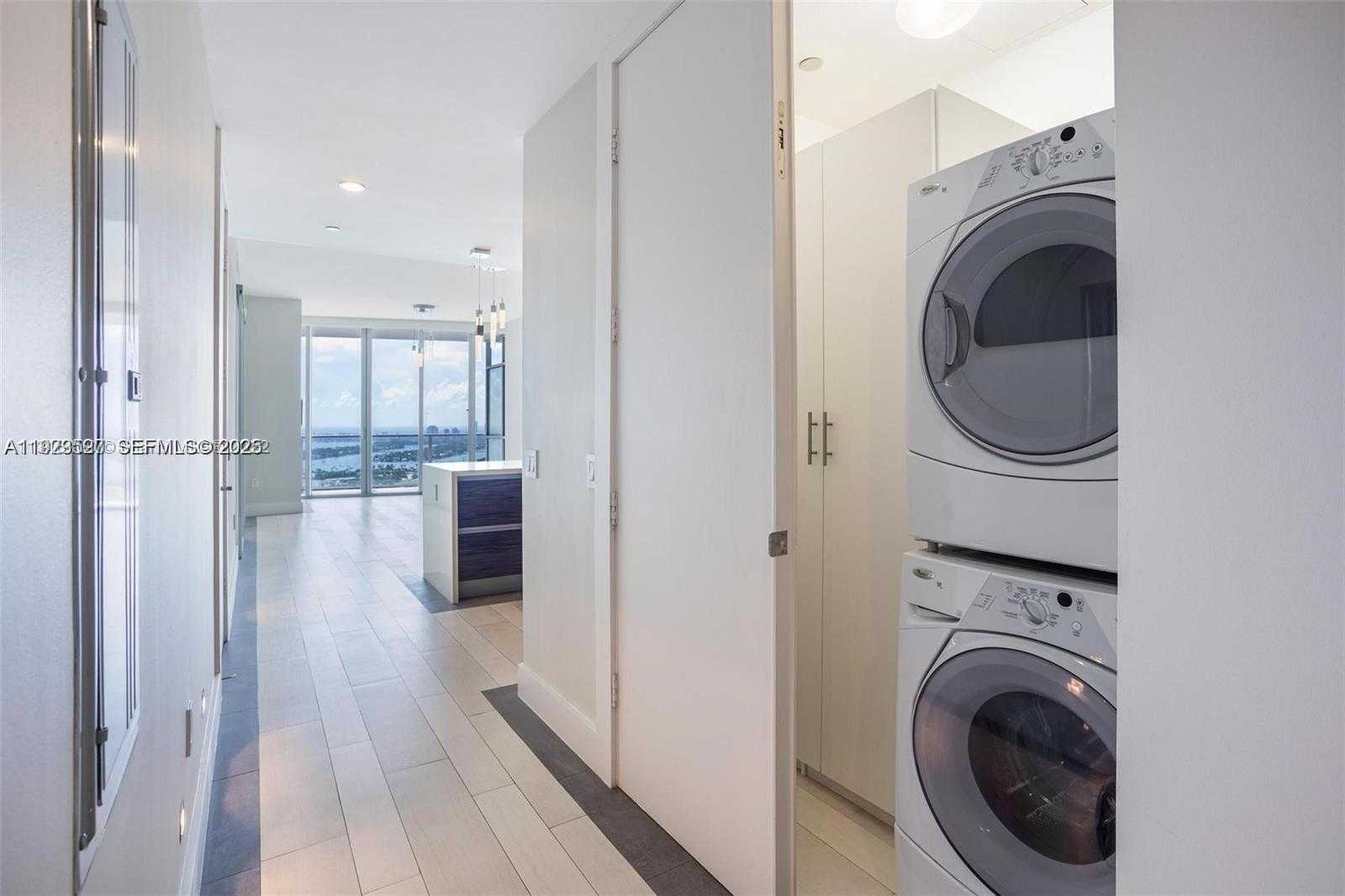 Small Image of 1100 BISCAYNE BLVD #3902, Miami Number 25