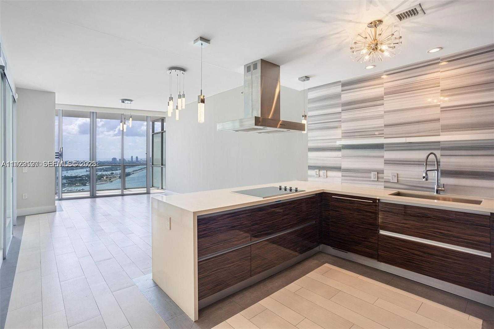 Small Image of 1100 BISCAYNE BLVD #3902, Miami Number 8