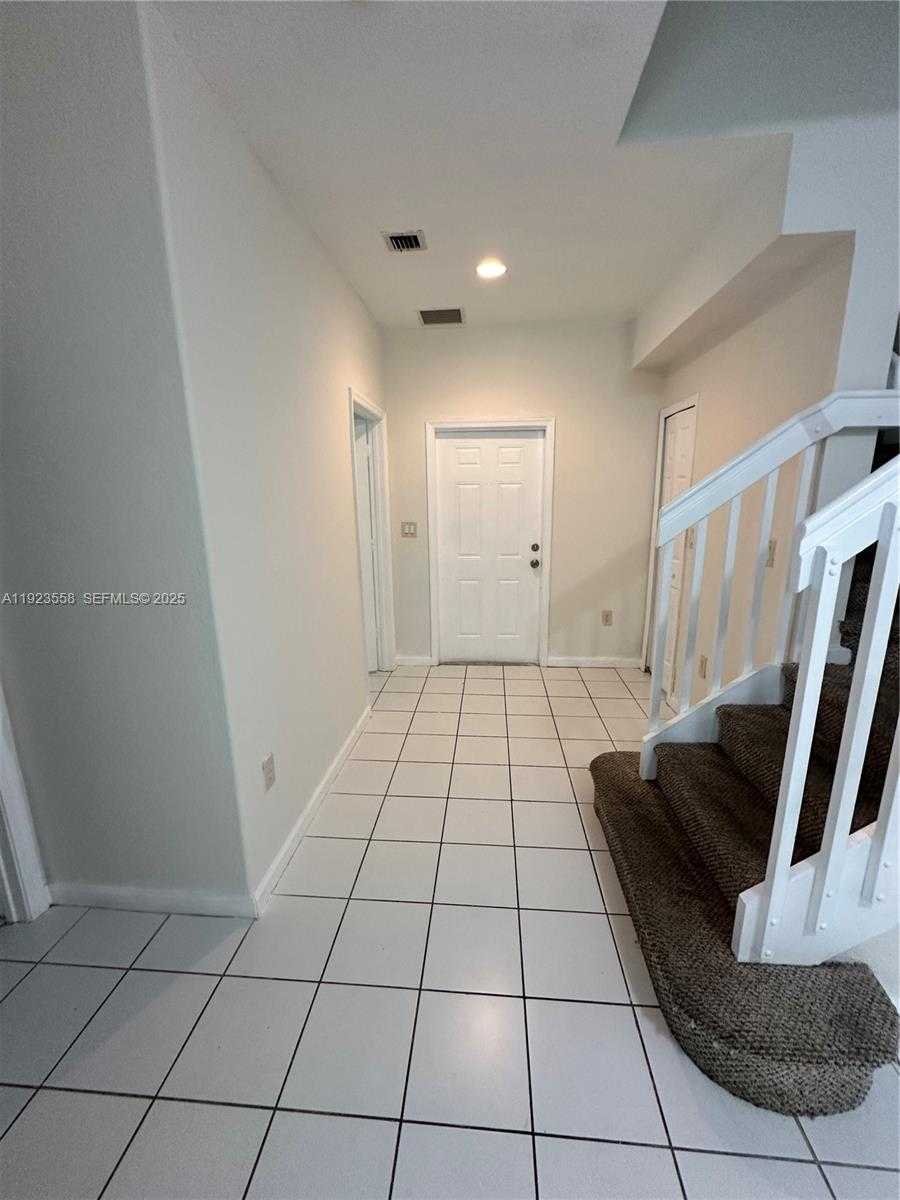 Small Image of 1529 SOUTH EAST 24TH CT #233, Homestead Number 3