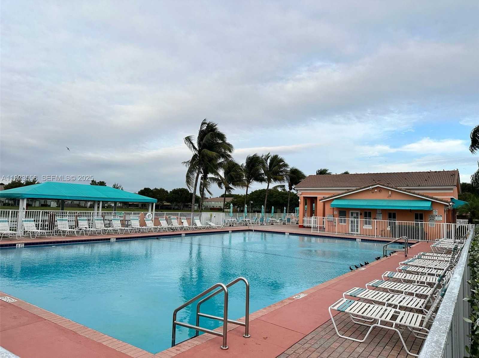 Small Image of 1529 SOUTH EAST 24TH CT #233, Homestead Number 33