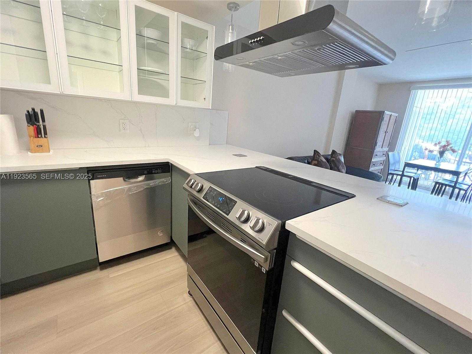 Small Image of 3660 NORTH EAST 166TH ST #104, North Miami Beach Number 8