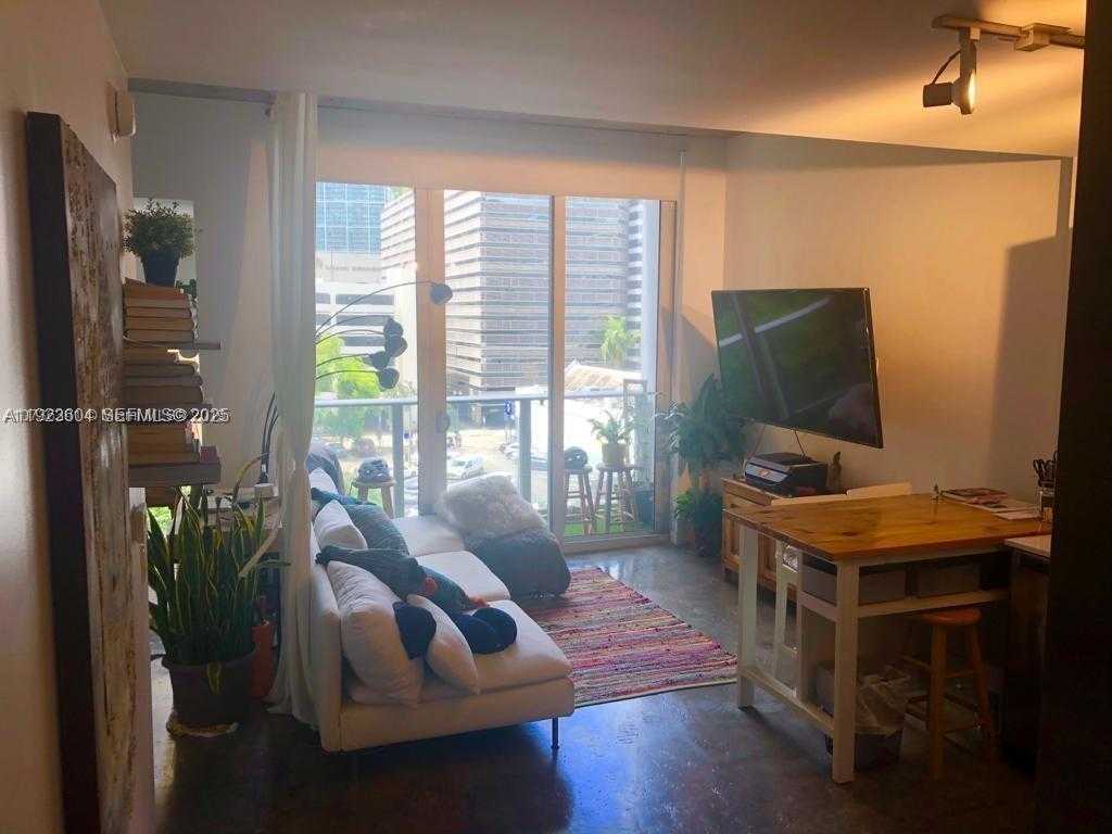 Small Image of 151 SOUTH EAST 1ST ST #409, Miami Number 4