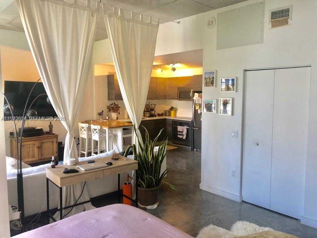 Small Image of 151 SOUTH EAST 1ST ST #409, Miami Number 7