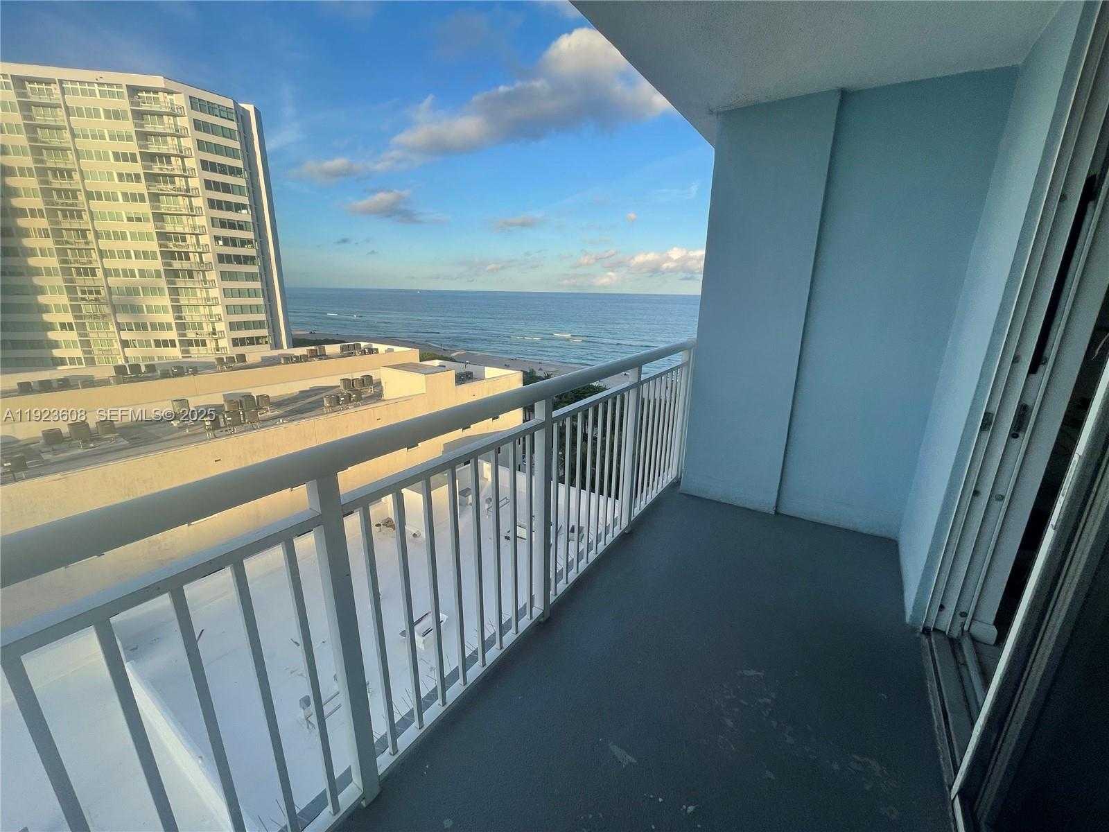 Small Image of 6969 COLLINS AVE #903, Miami Beach Number 2