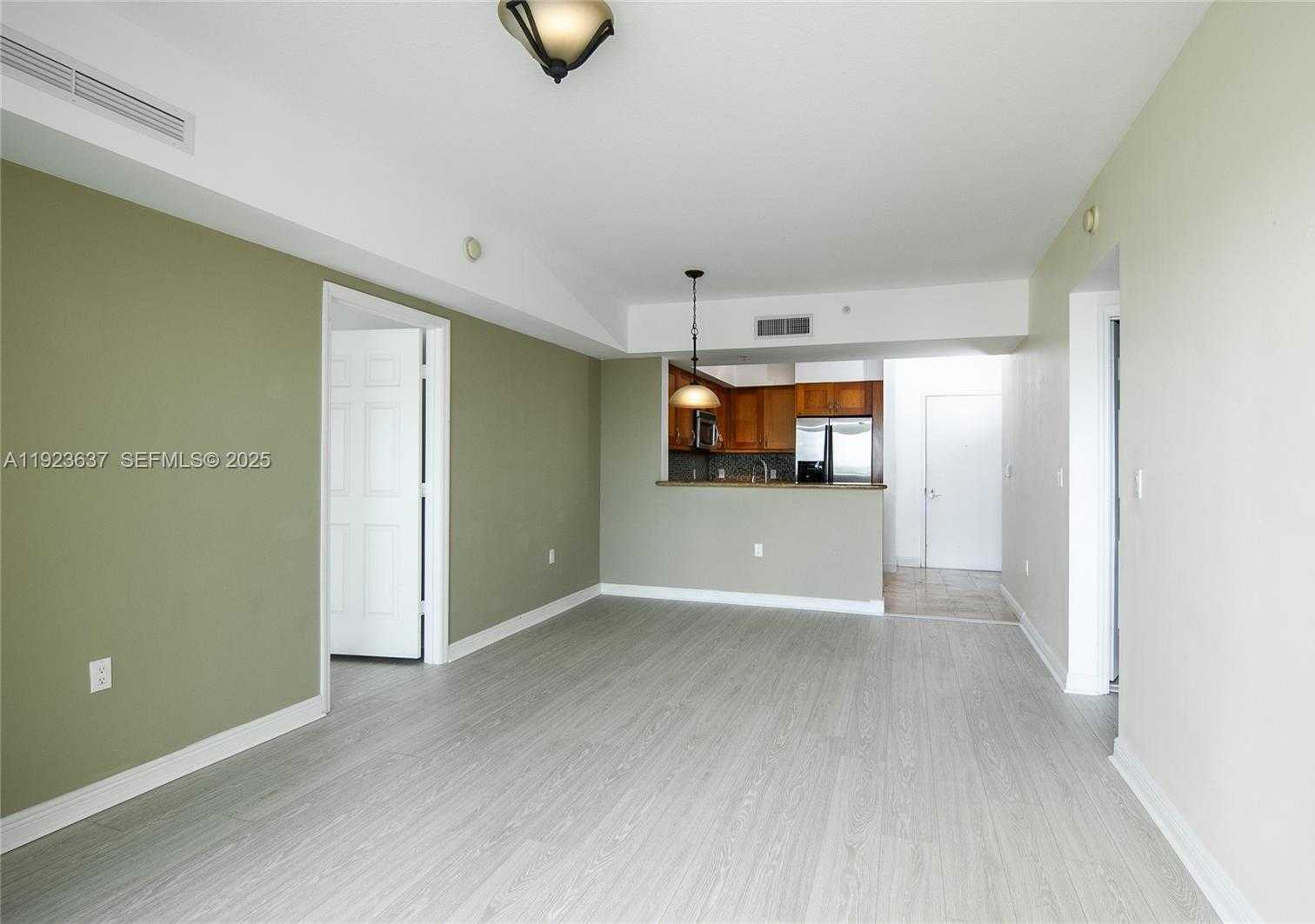 Small Image of 1745 EAST HALLANDALE BEACH BLVD #1508W, Hallandale Beach Number 4