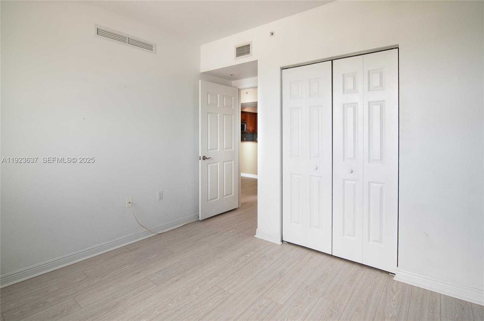 Small Image of 1745 EAST HALLANDALE BEACH BLVD #1508W, Hallandale Beach Number 9
