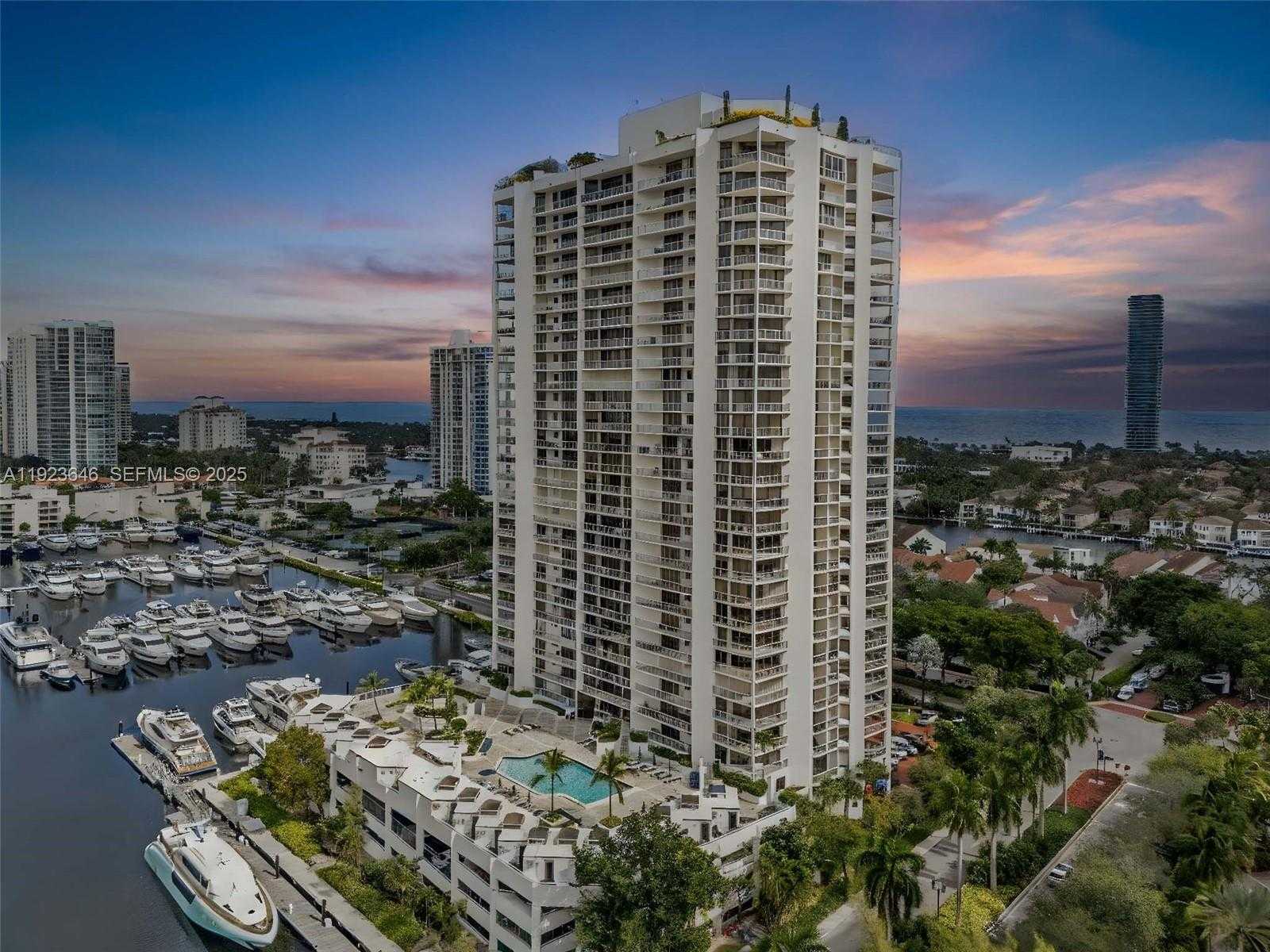 Small Image of 19500 TURNBERRY WAY #7D, Aventura Number 30