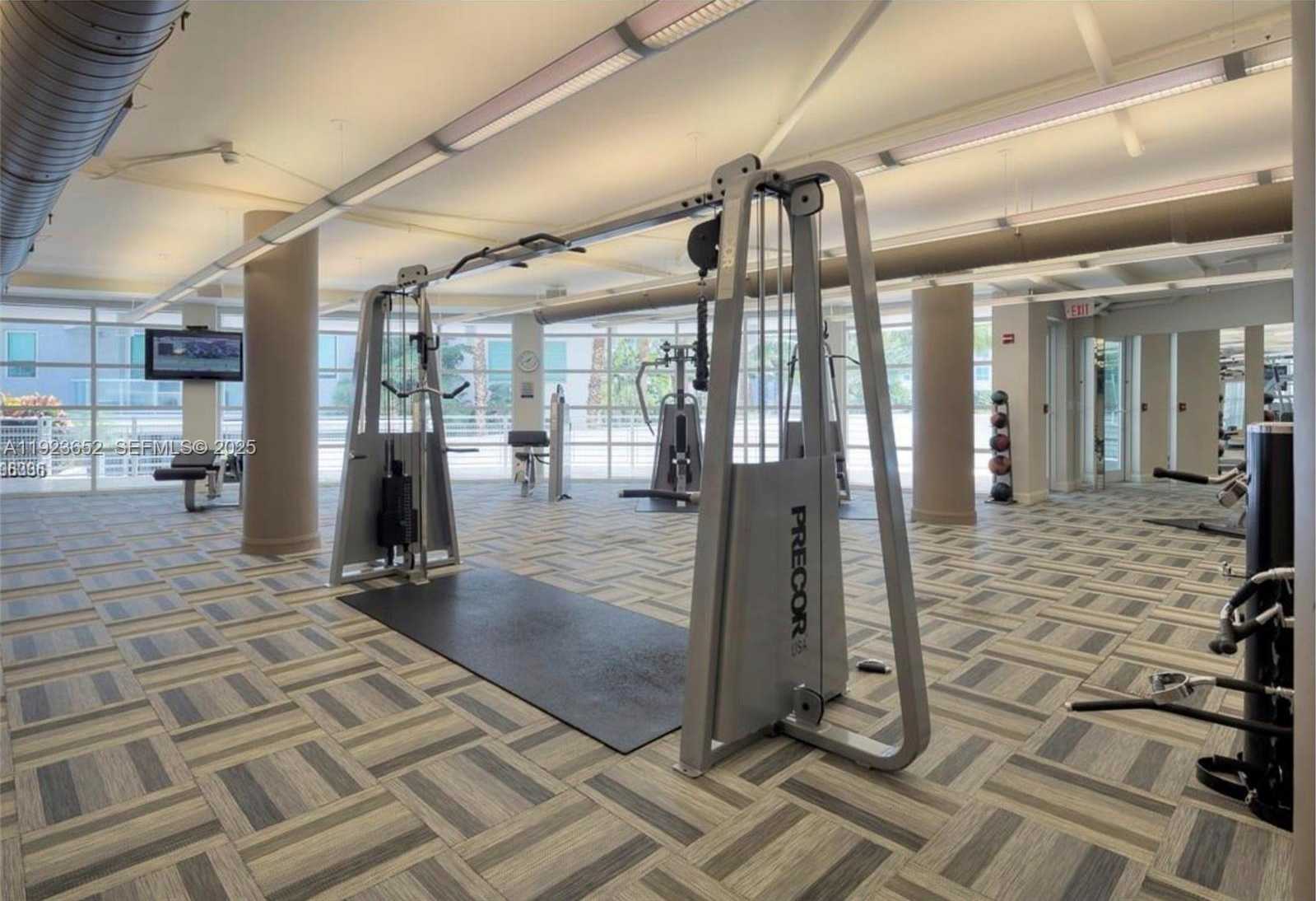 Imagen de Pequeño Objeto