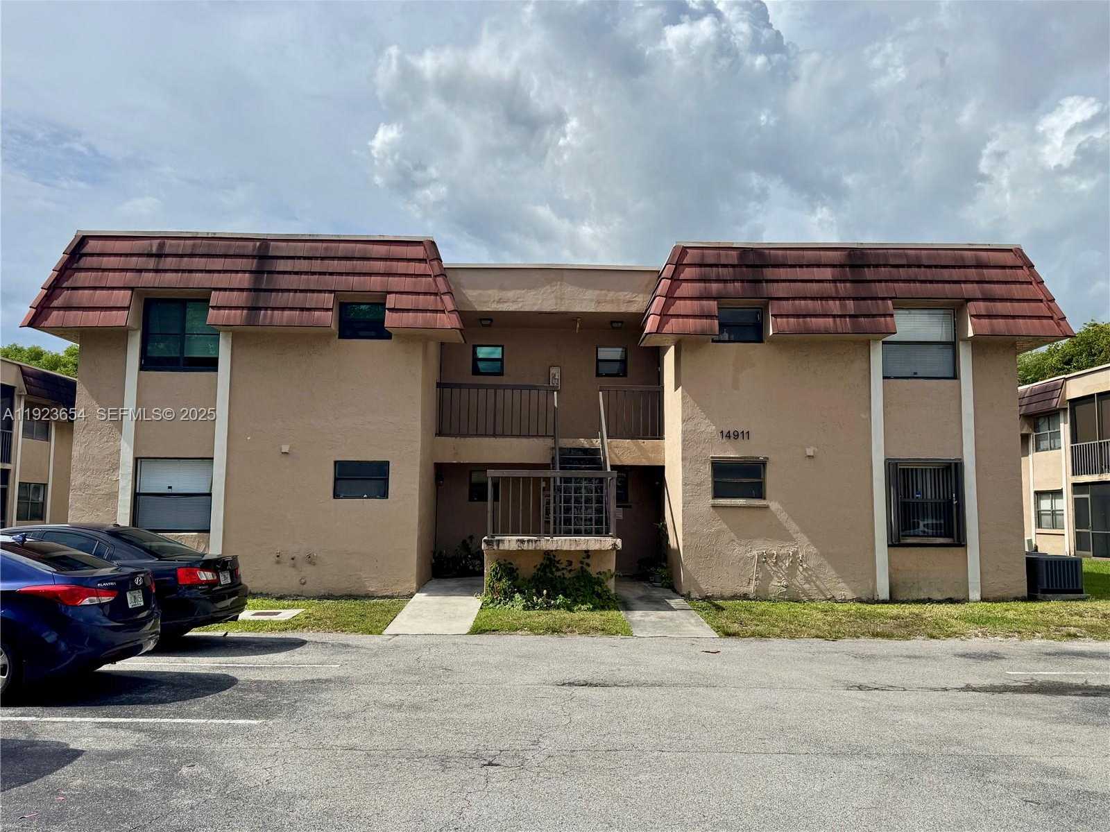 Small Image of 14911 SOUTH WEST 104TH ST #17-22, Miami Number 26