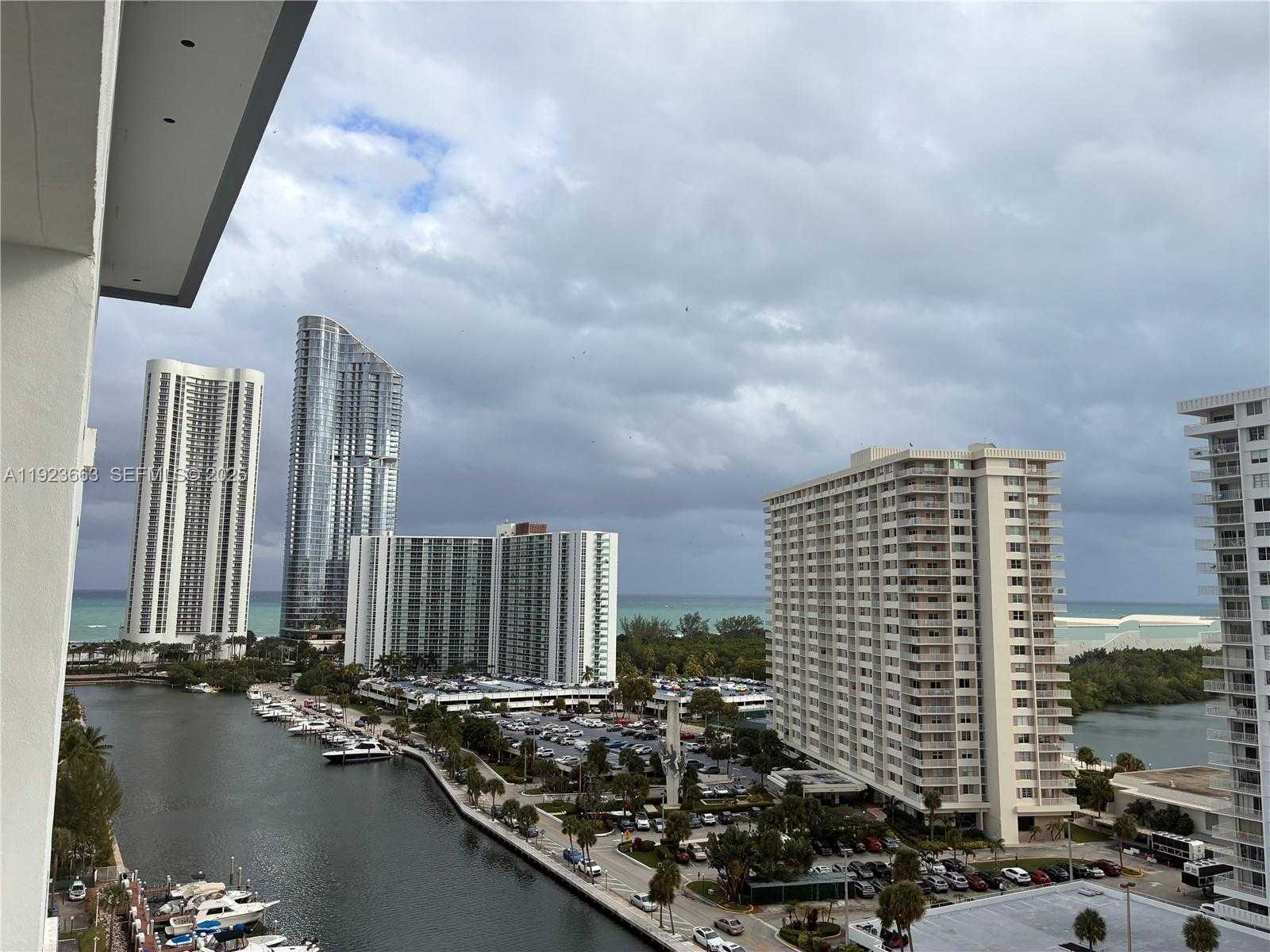 Small Image of 400 KINGS POINT DR #1522, Sunny Isles Beach Number 6