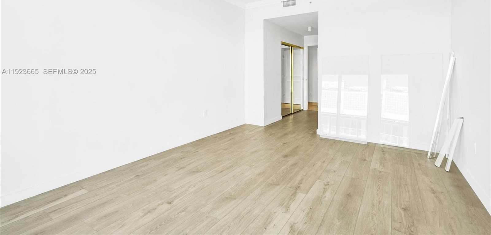 Small Image of 10101 COLLINS AVE #17A, Bal Harbour Number 20