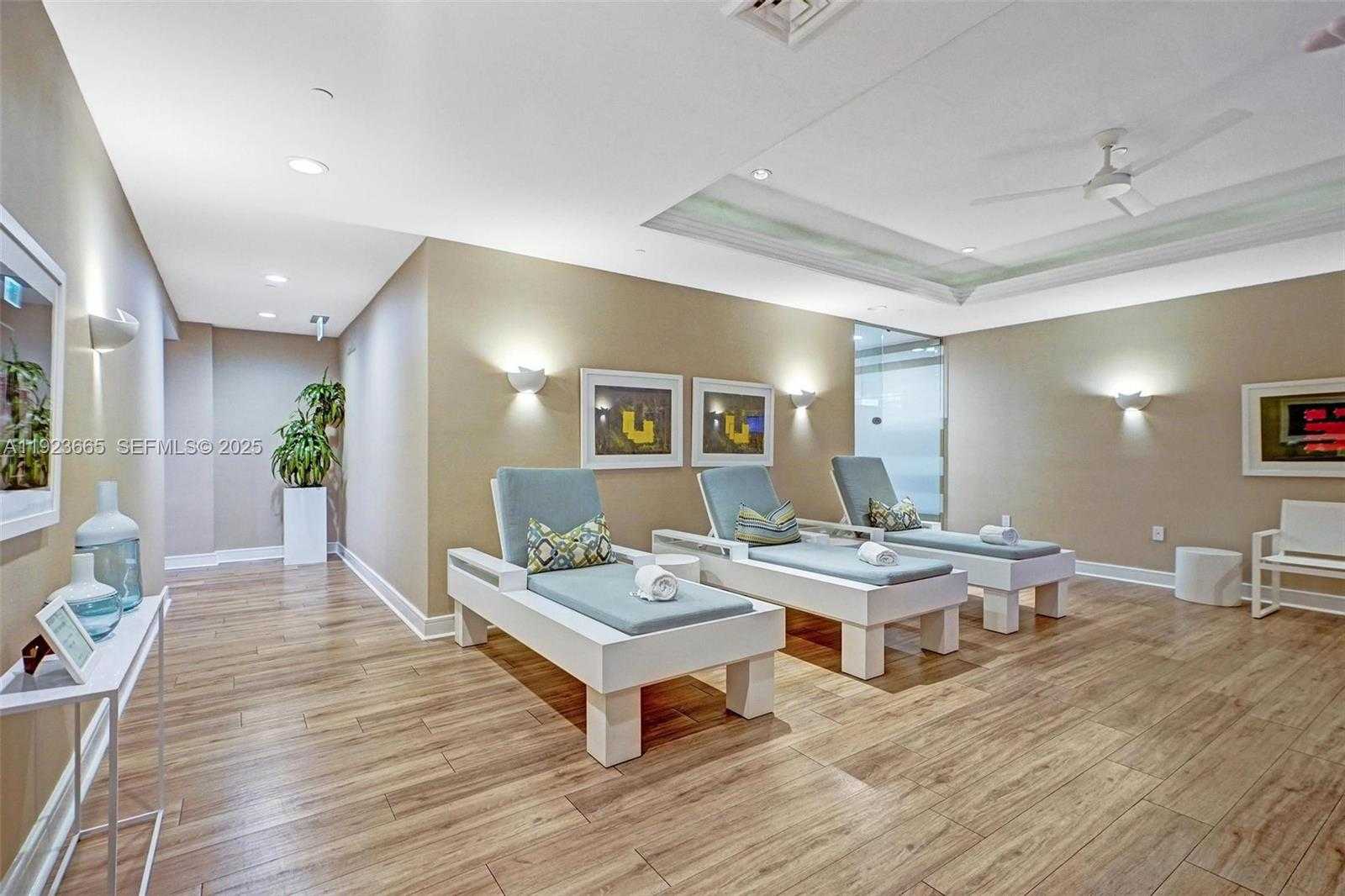 Small Image of 10101 COLLINS AVE #17A, Bal Harbour Number 48