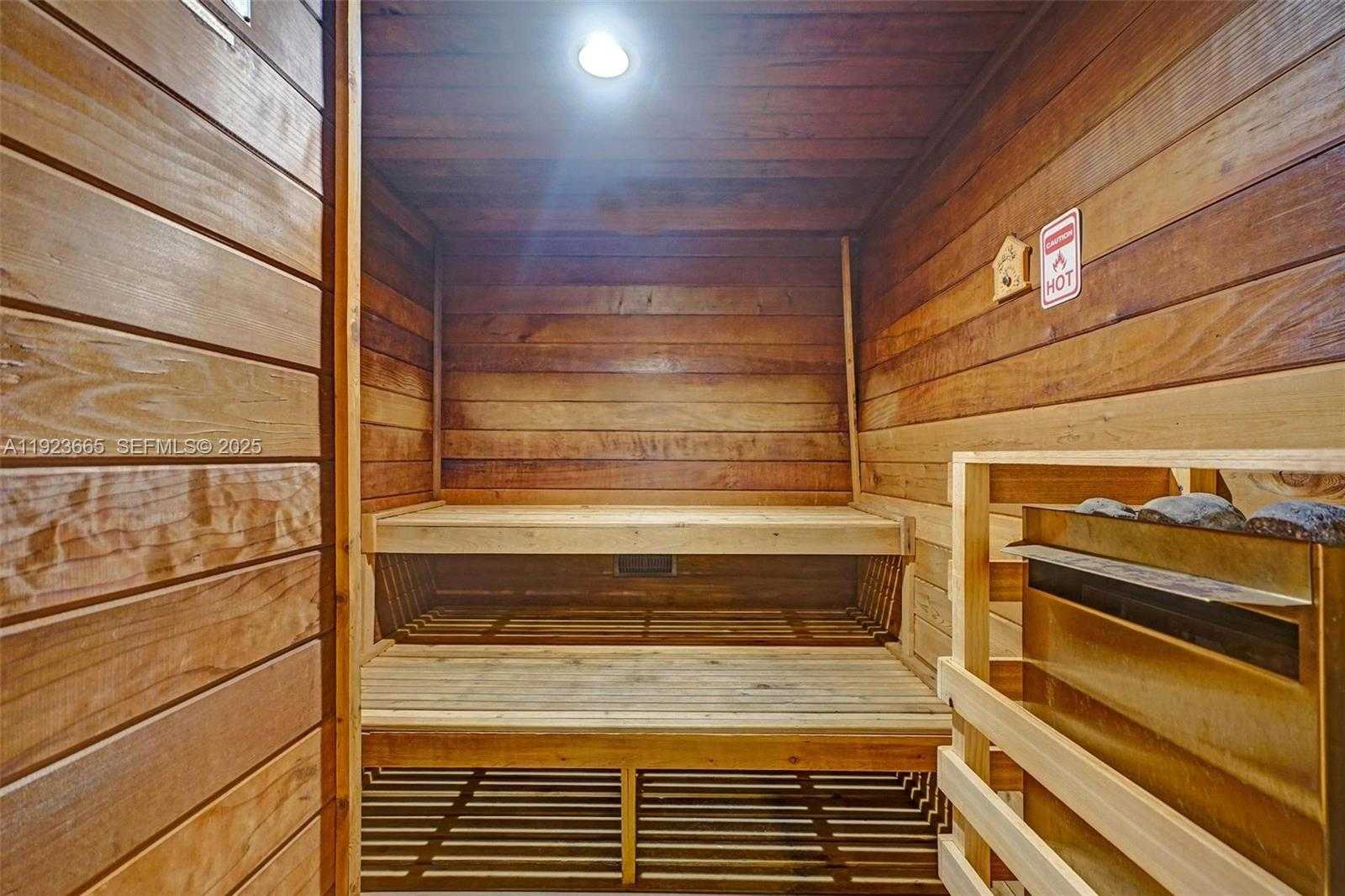 Small Image of 10101 COLLINS AVE #17A, Bal Harbour Number 54