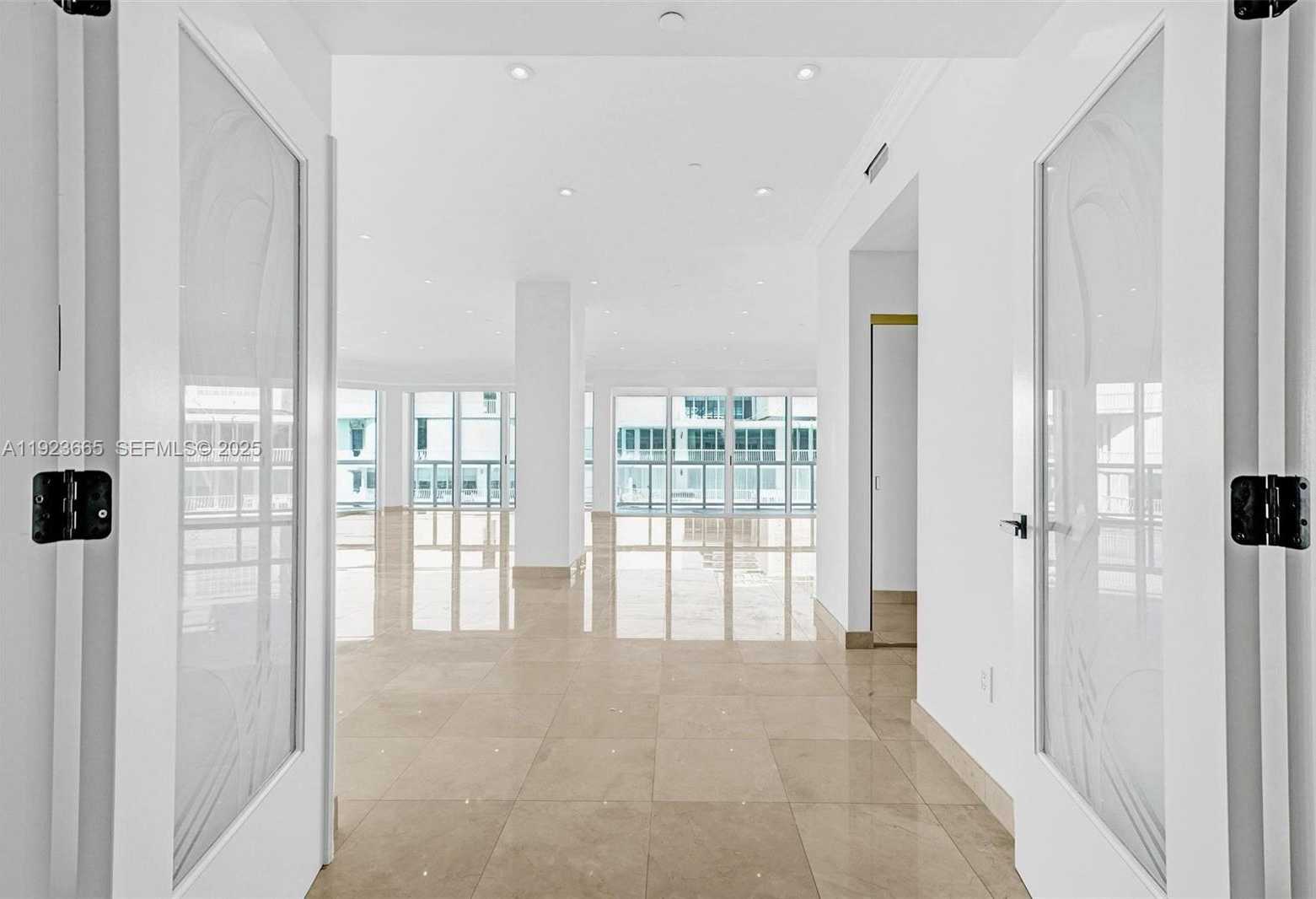 Small Image of 10101 COLLINS AVE #17A, Bal Harbour Number 6