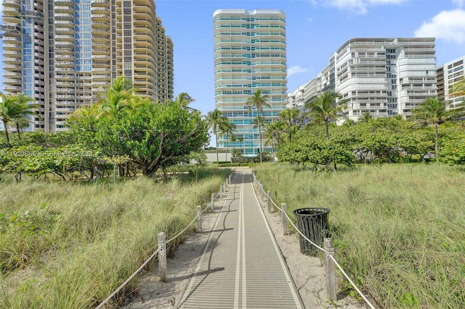 Small Image of 10101 COLLINS AVE #17A, Bal Harbour Number 70