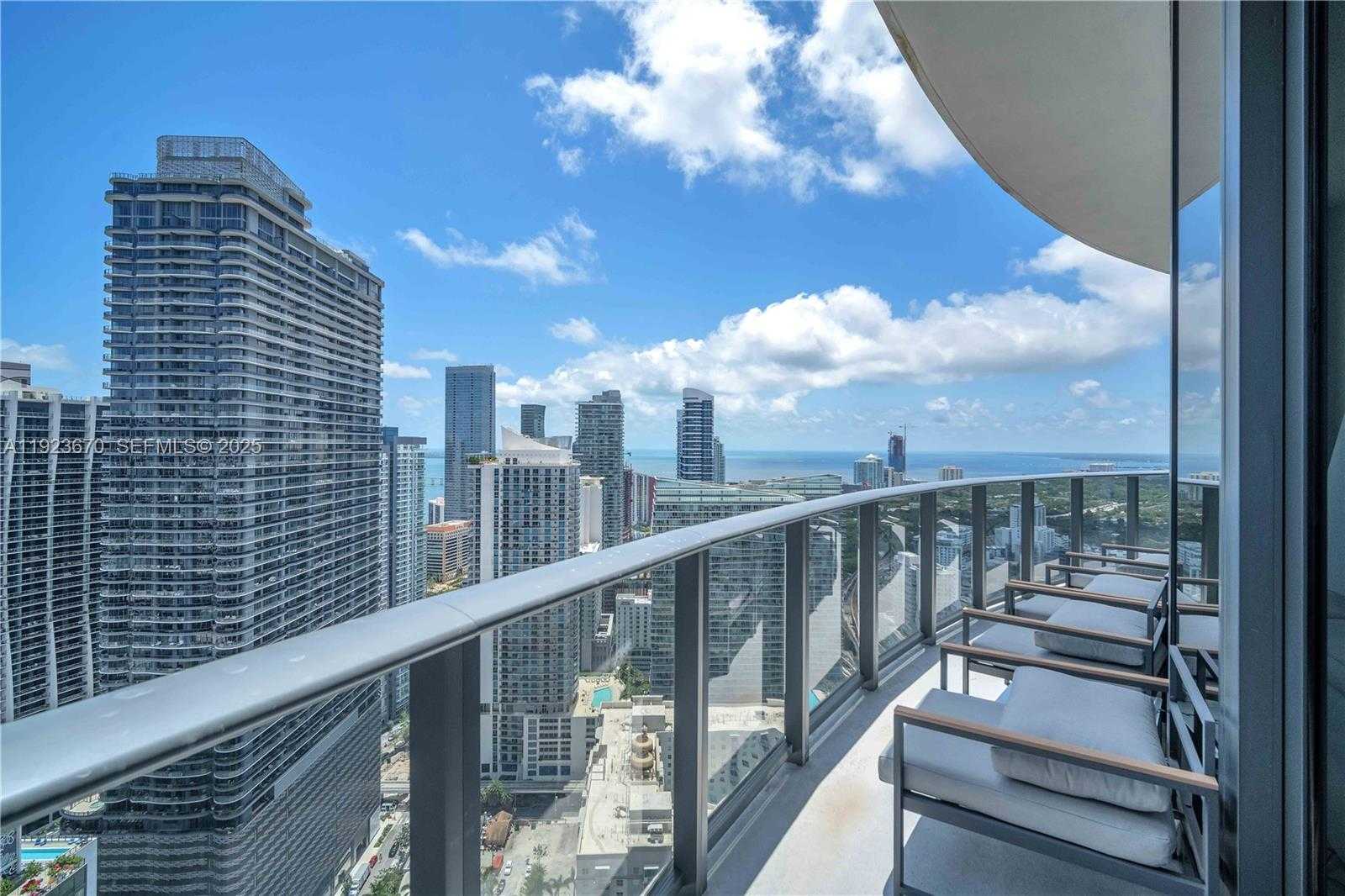 Small Image of 55 SOUTH WEST 9TH ST #4403, Miami Number 14