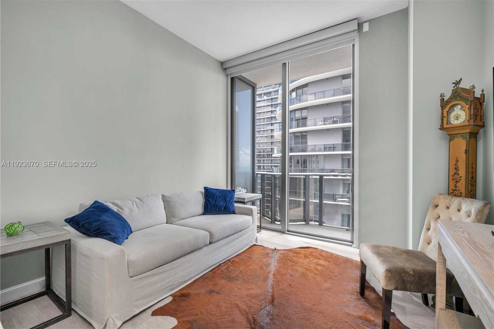 Small Image of 55 SOUTH WEST 9TH ST #4403, Miami Number 17