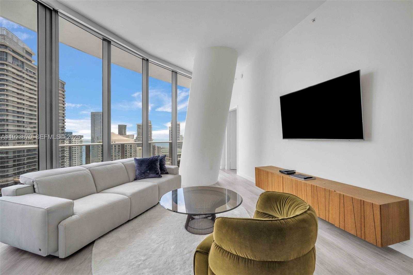 Small Image of 55 SOUTH WEST 9TH ST #4403, Miami Number 40