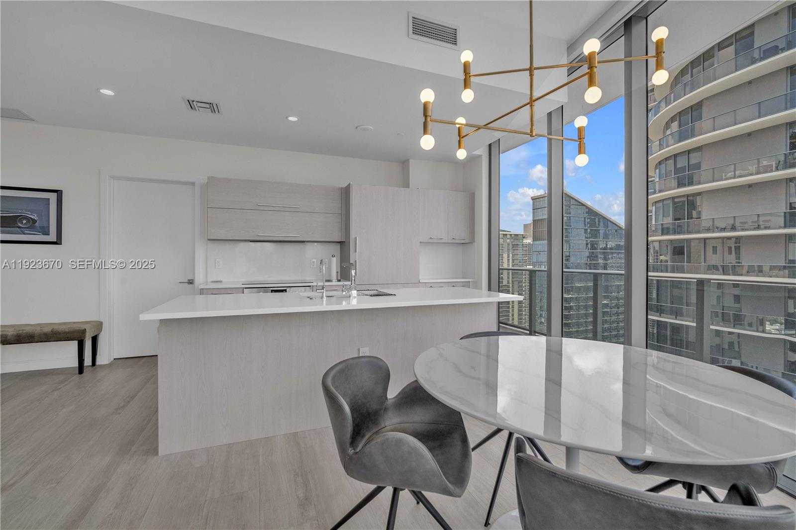 Small Image of 55 SOUTH WEST 9TH ST #4403, Miami Number 5