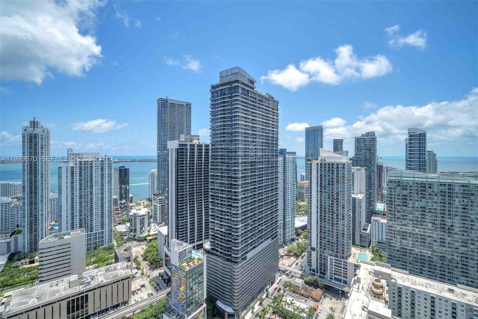 Small Image of 55 SOUTH WEST 9TH ST #4403, Miami Number 69