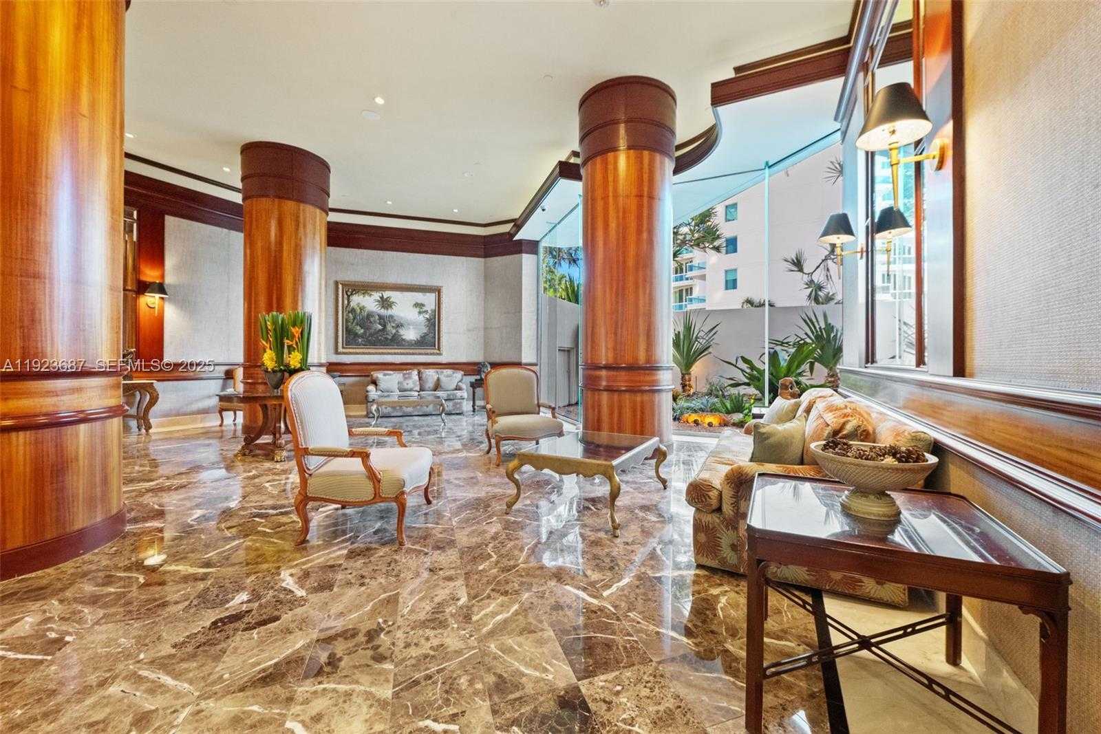 Small Image of 20185 EAST COUNTRY CLUB DR #904, Aventura Number 2