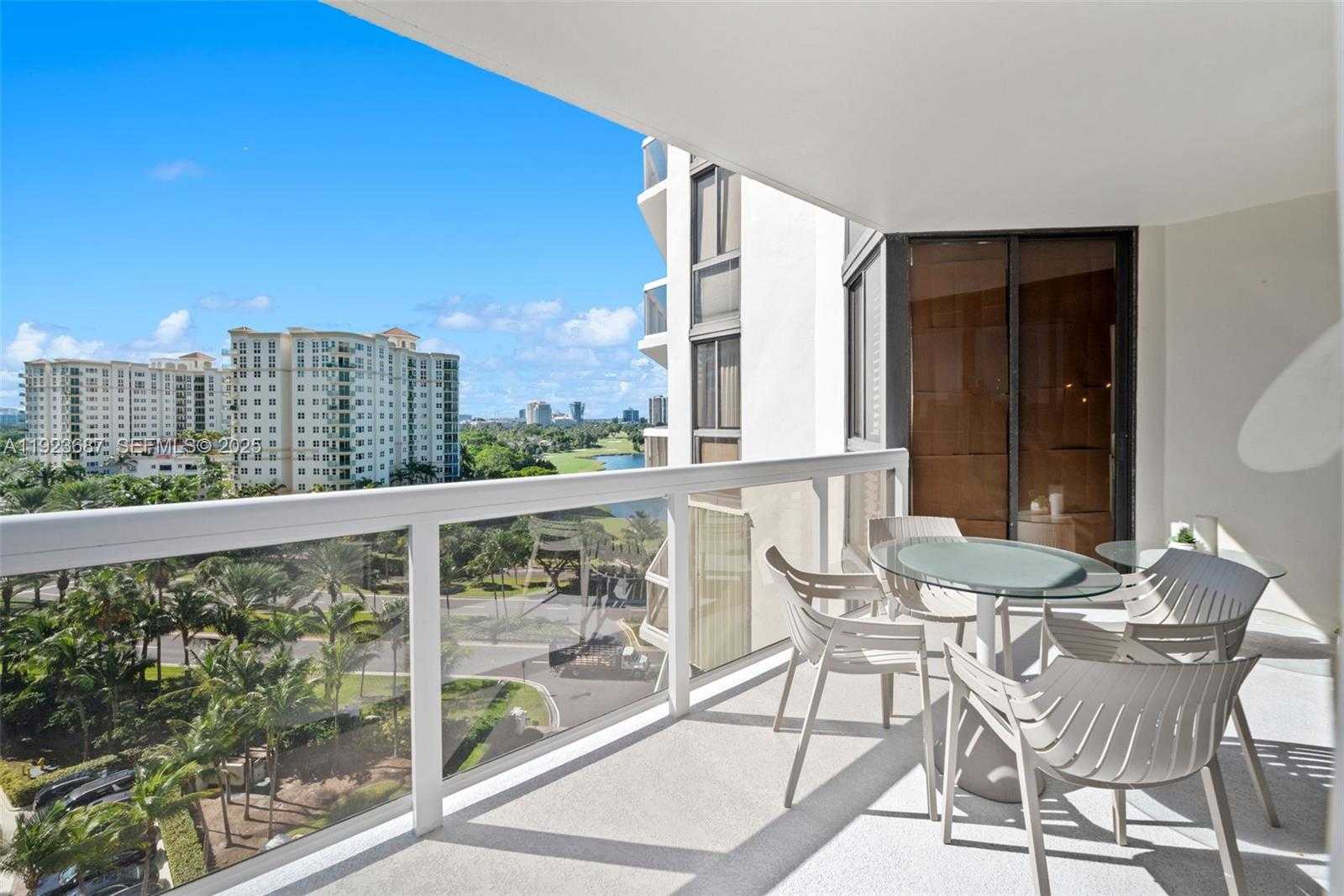 Small Image of 20185 EAST COUNTRY CLUB DR #904, Aventura Number 21