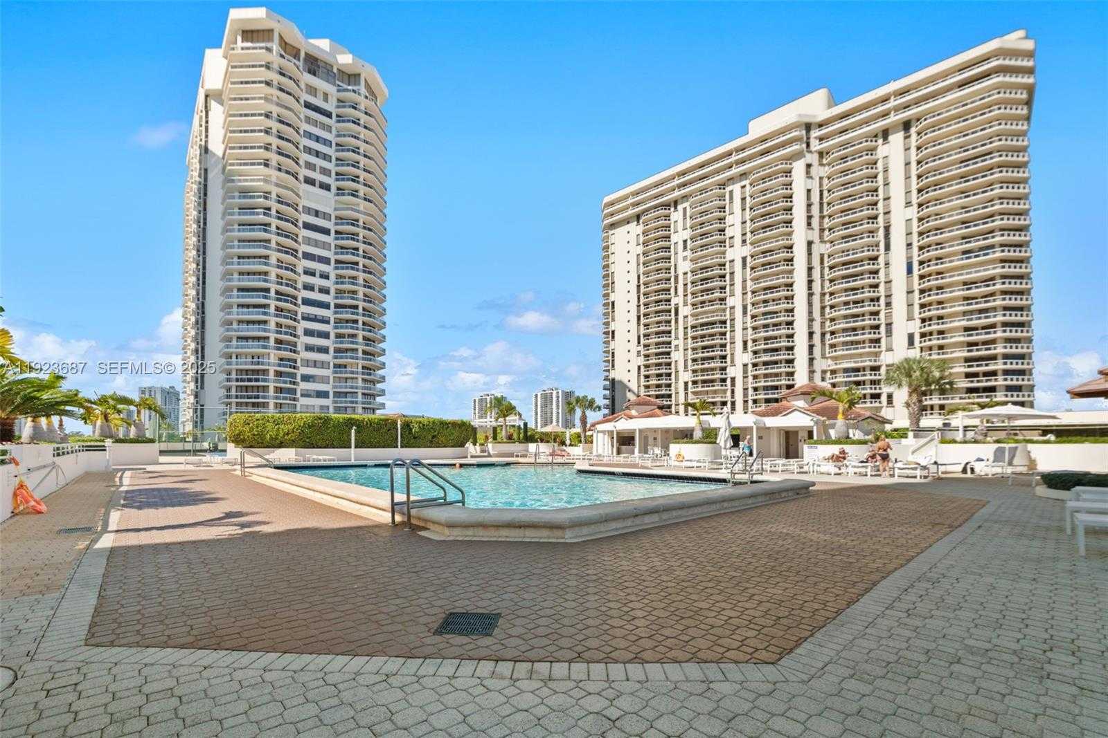 Small Image of 20185 EAST COUNTRY CLUB DR #904, Aventura Number 29