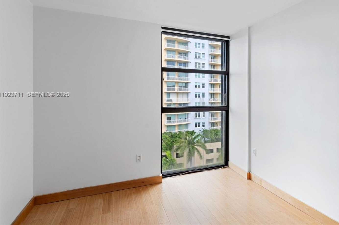 Small Image of 2501 BRICKELL AVE #1102, Miami Number 14
