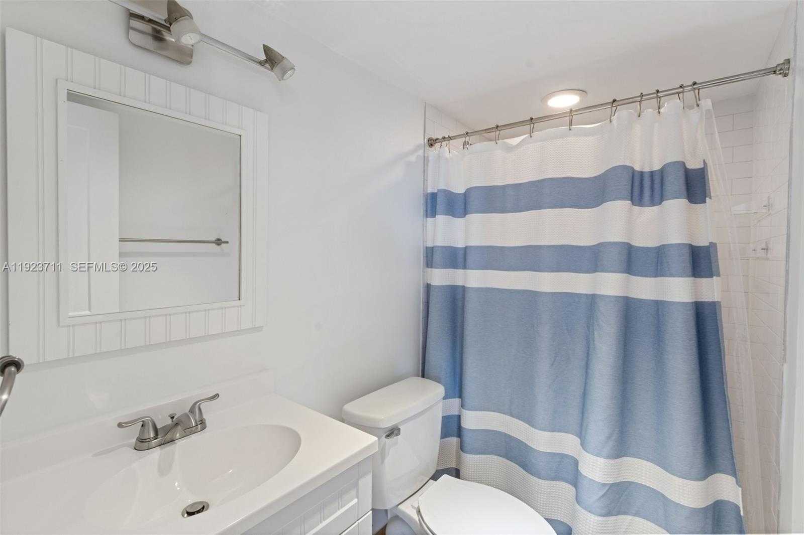 Small Image of 2501 BRICKELL AVE #1102, Miami Number 15