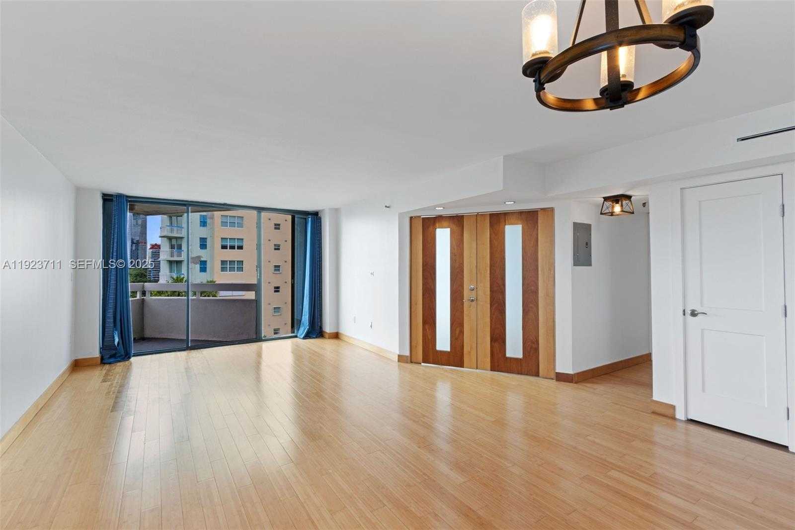 Small Image of 2501 BRICKELL AVE #1102, Miami Number 2