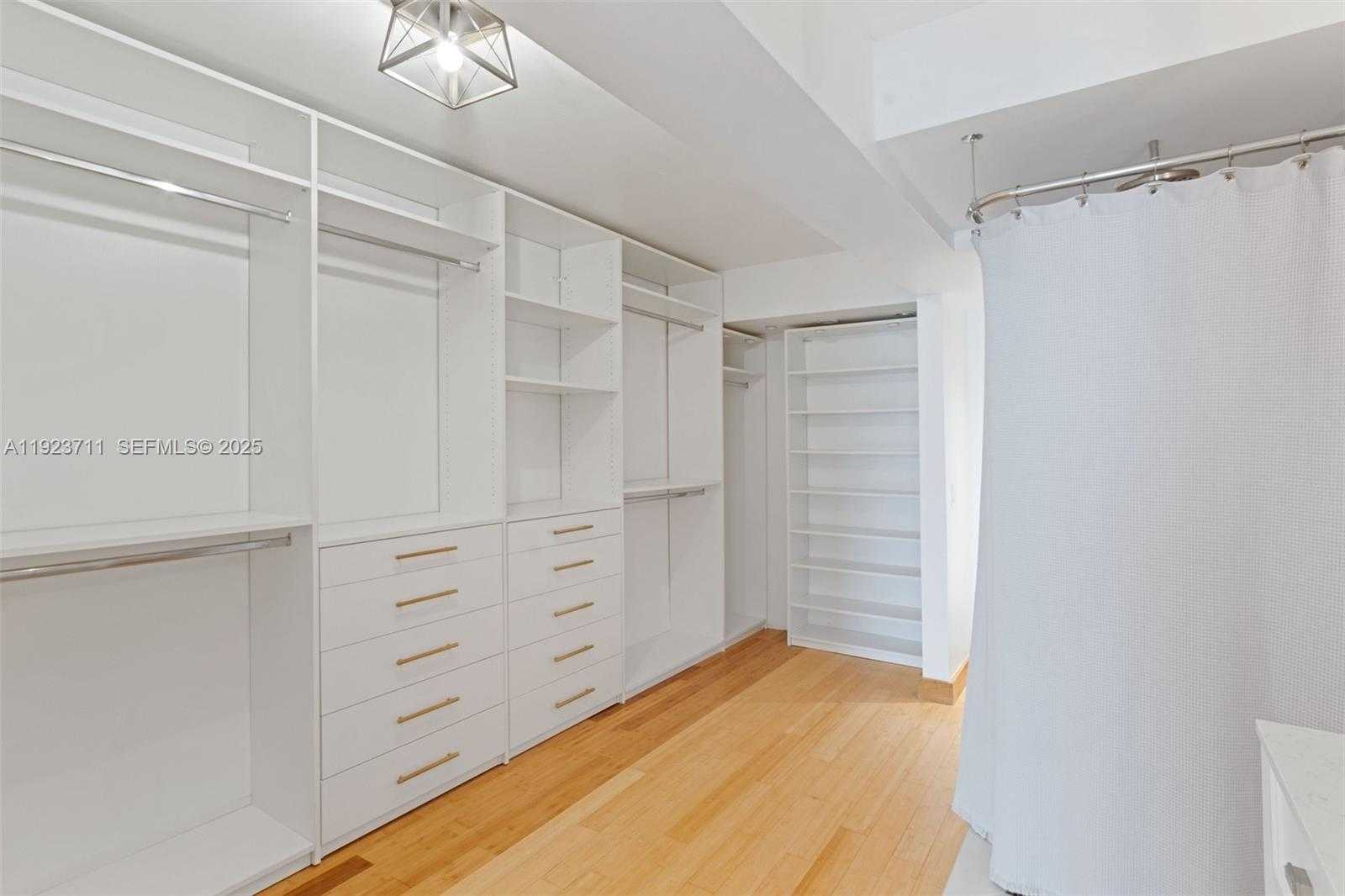 Small Image of 2501 BRICKELL AVE #1102, Miami Number 20