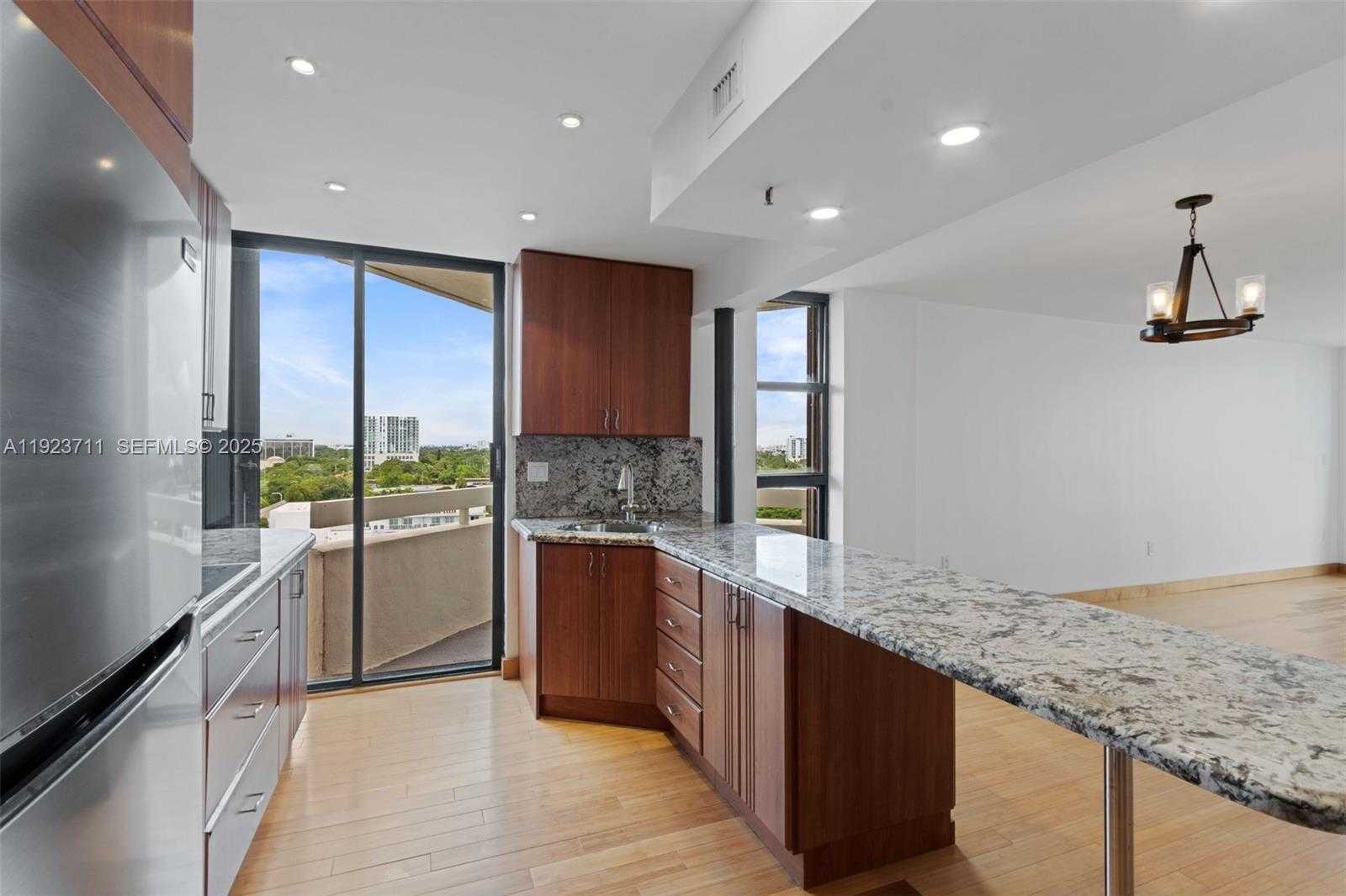 Small Image of 2501 BRICKELL AVE #1102, Miami Number 5