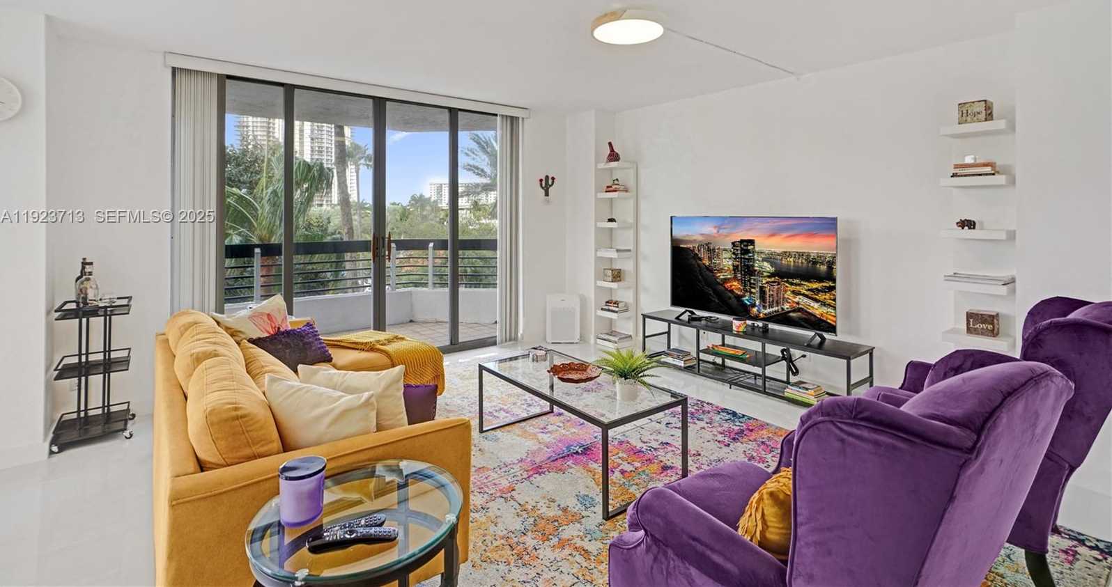 Imagen de Pequeño Objeto