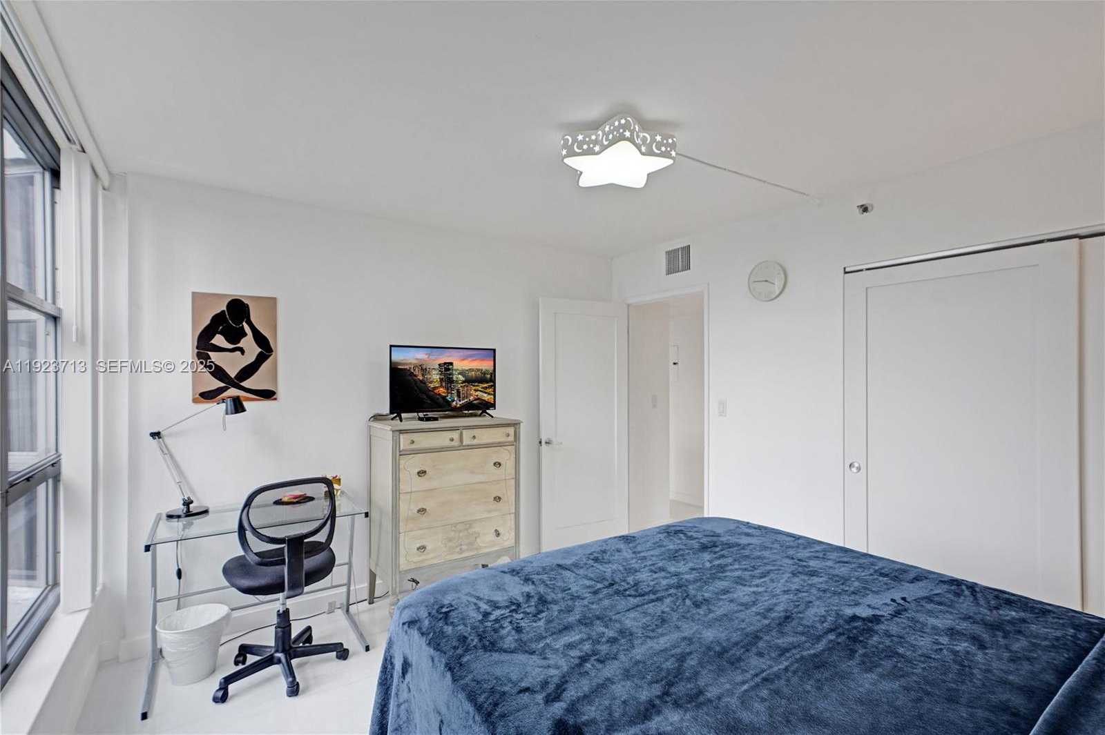 Imagen de Pequeño Objeto