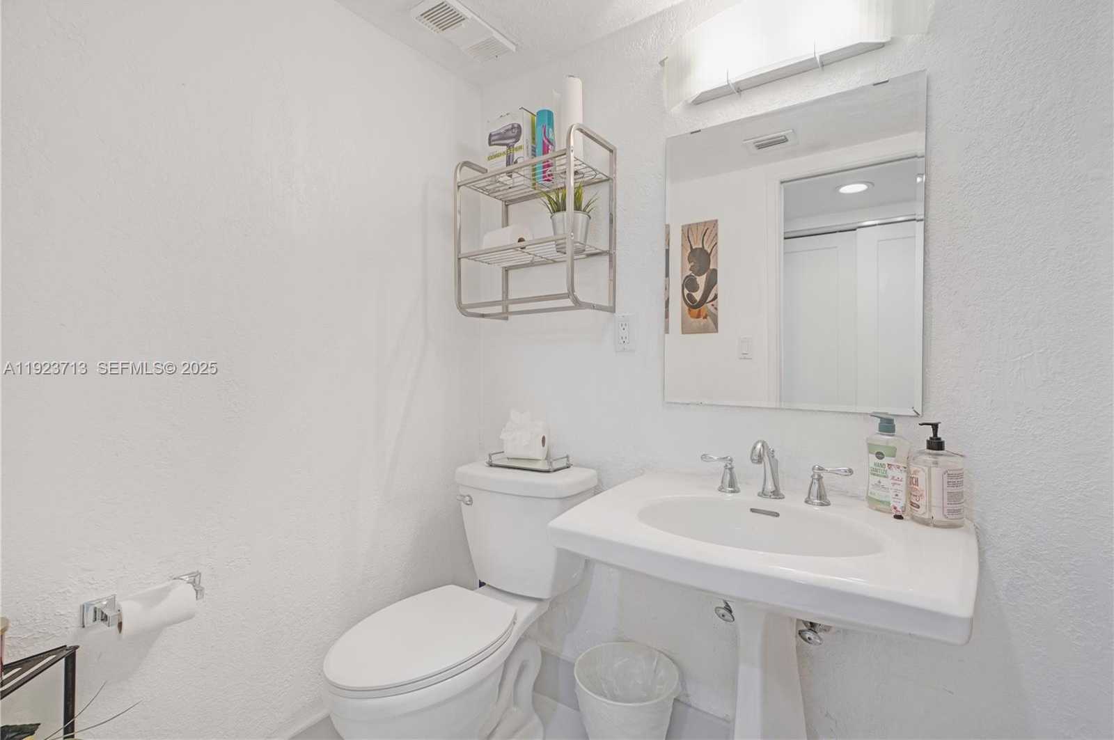 Imagen de Pequeño Objeto