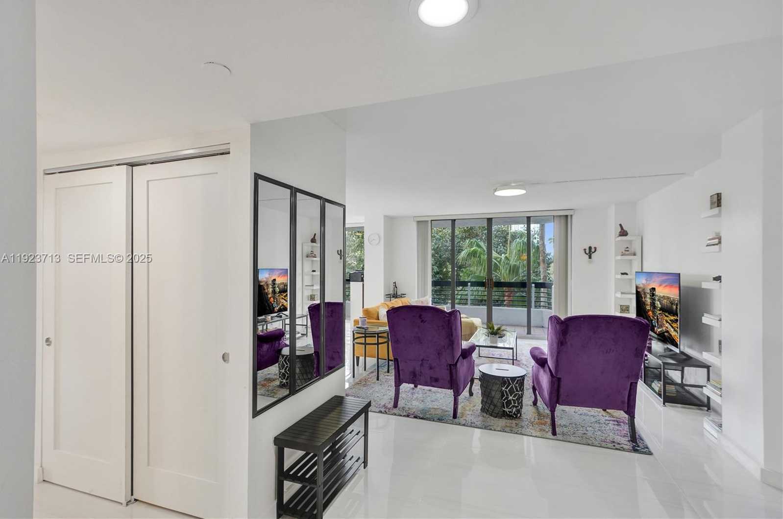 Imagen de Pequeño Objeto