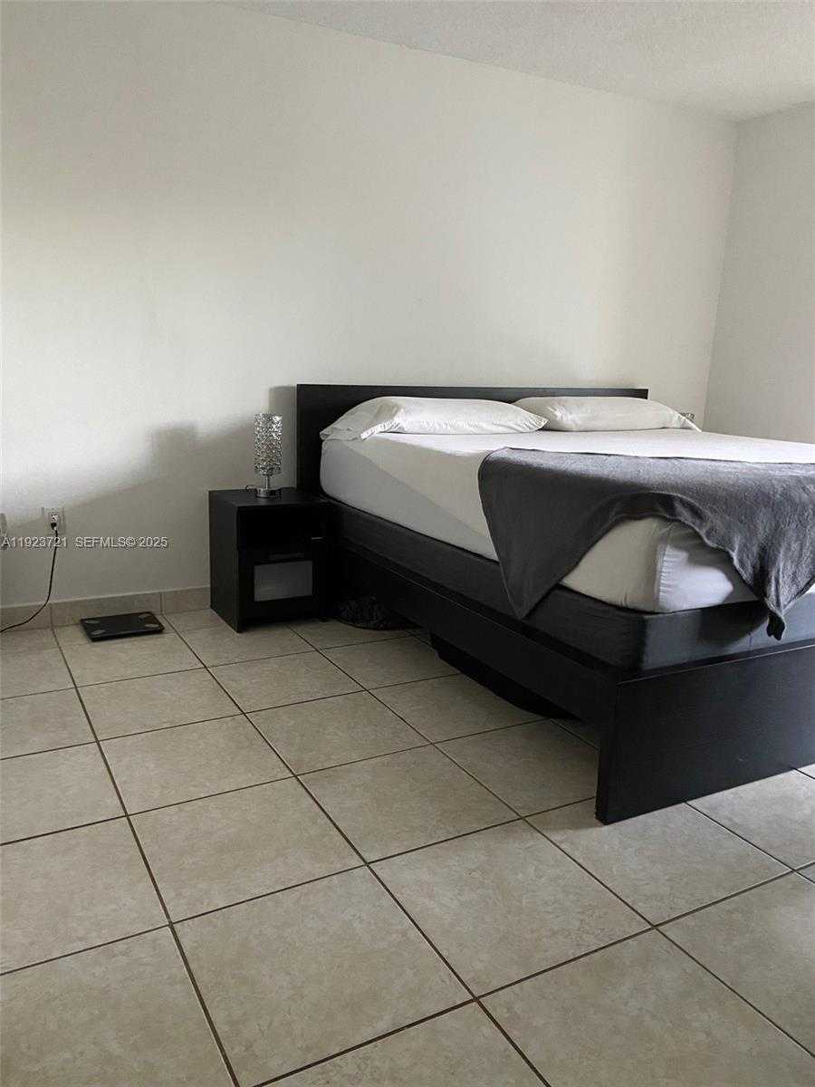 Small Image of 8275 SOUTH WEST 152ND AVE #D-212, Miami Number 10