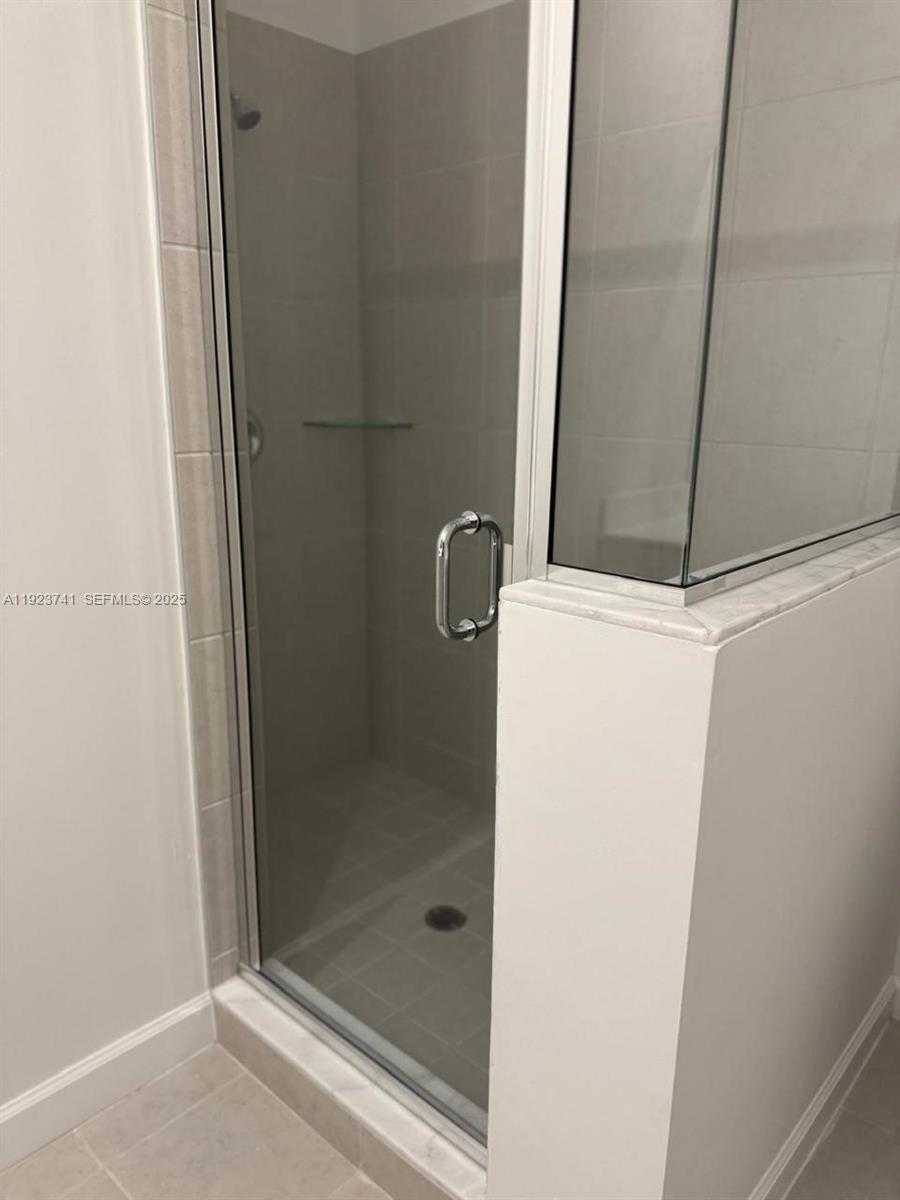 Small Image of 18426 SOUTH WEST 2ND ST, Pembroke Pines Number 10