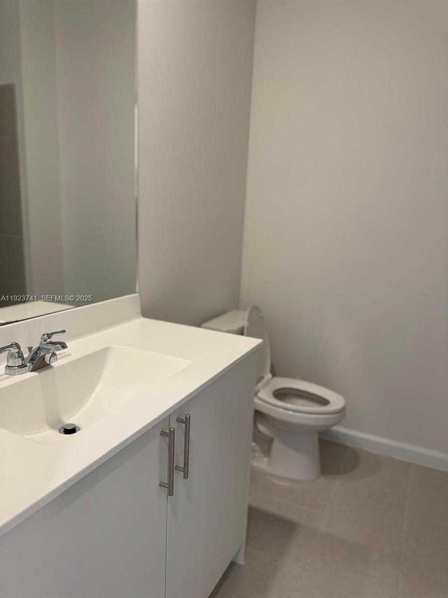 Small Image of 18426 SOUTH WEST 2ND ST, Pembroke Pines Number 9