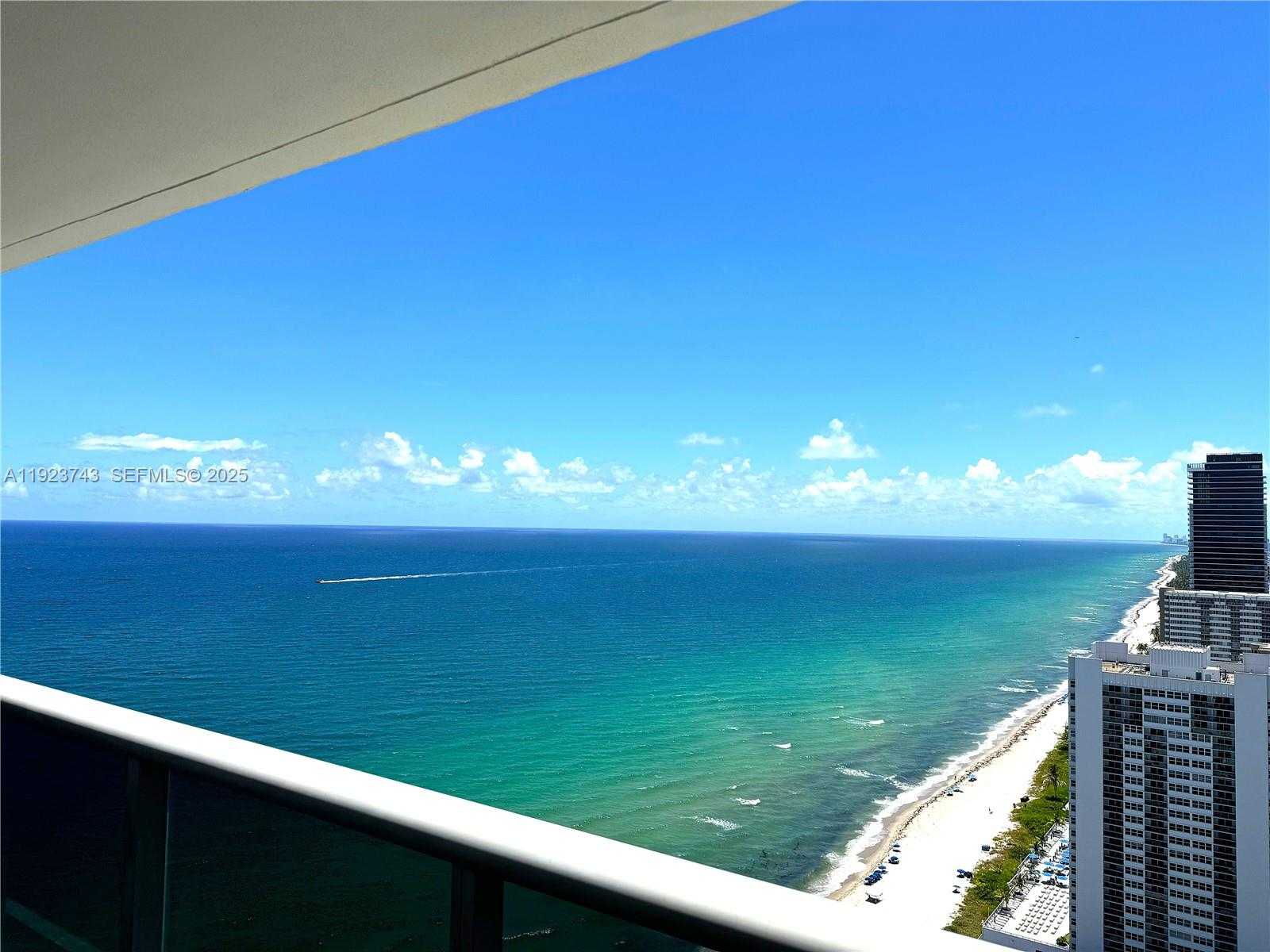 Small Image of 1830 SOUTH OCEAN DR #3303, Hallandale Beach Number 1